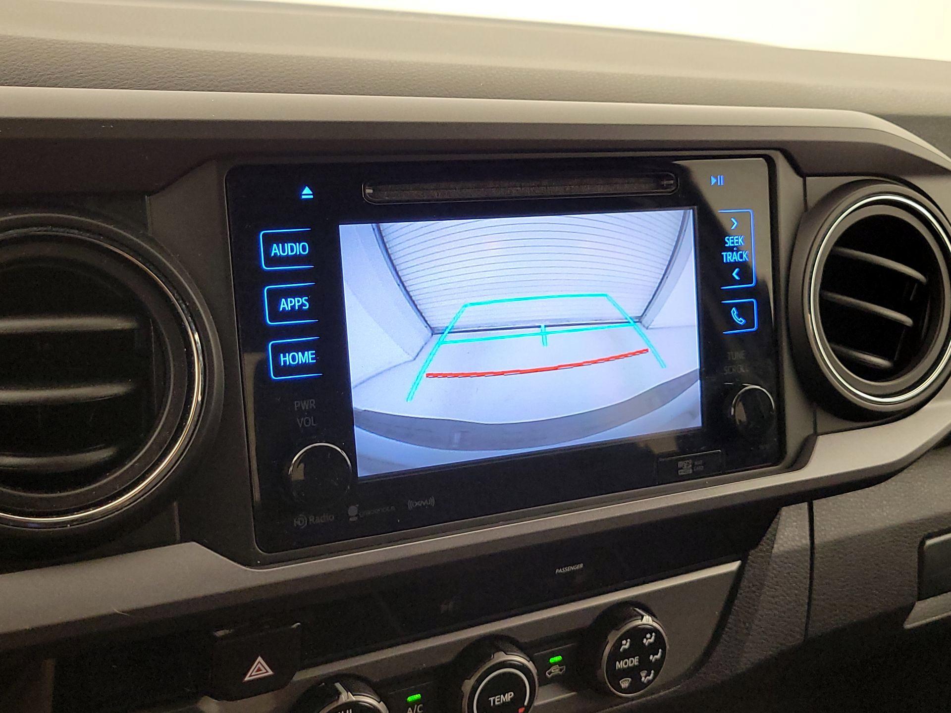 Thumbnail: 2016 Toyota Tacoma - 14