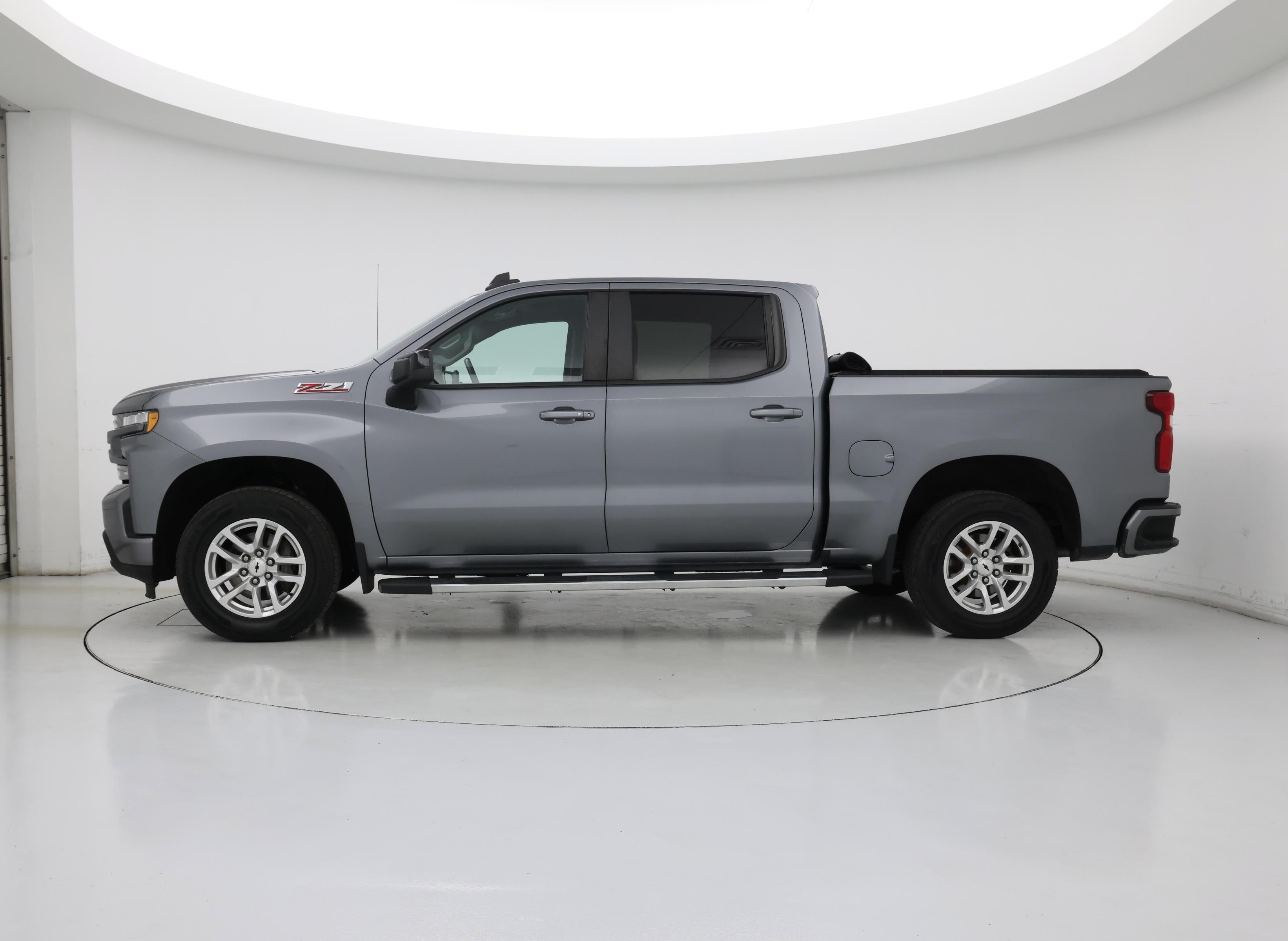 Thumbnail: 2021 Chevrolet Silverado 1500 - 3