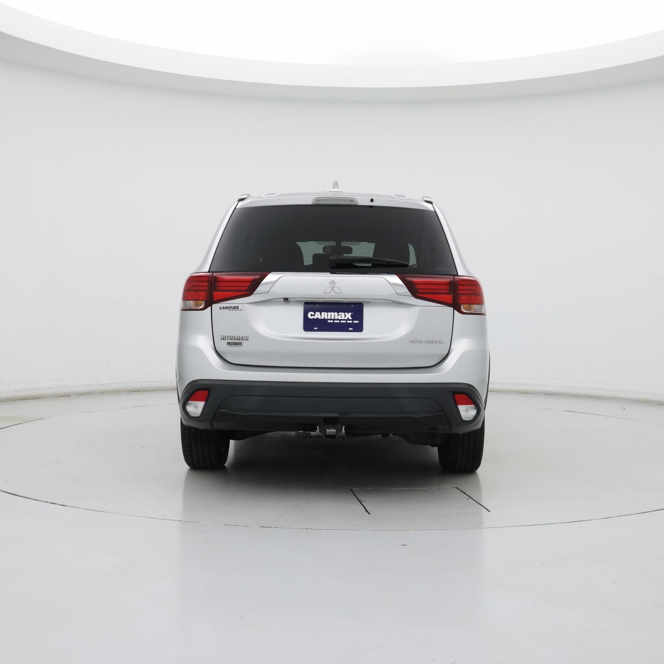 Thumbnail: 2018 Mitsubishi Outlander - 6