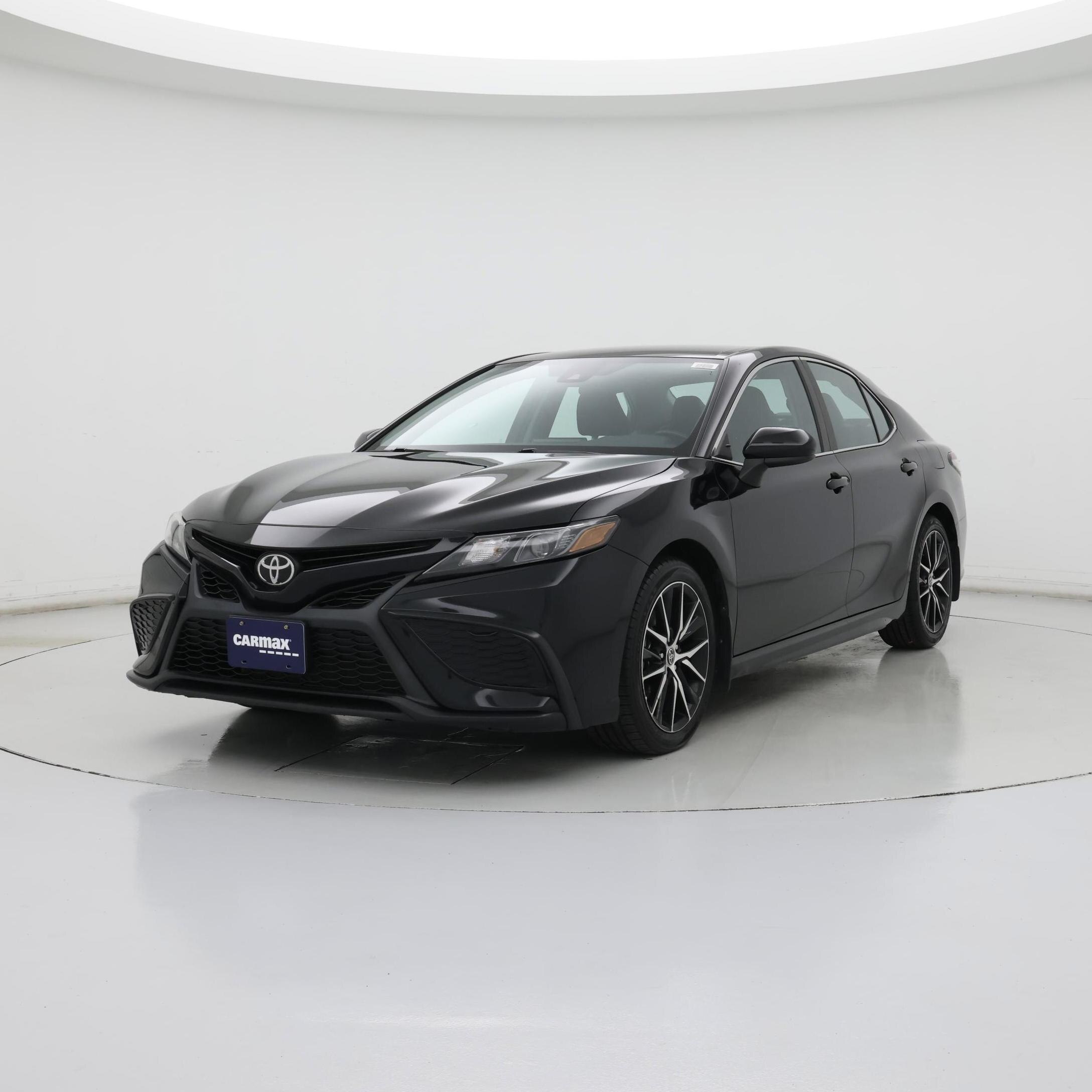 Thumbnail: 2021 Toyota Camry - 4