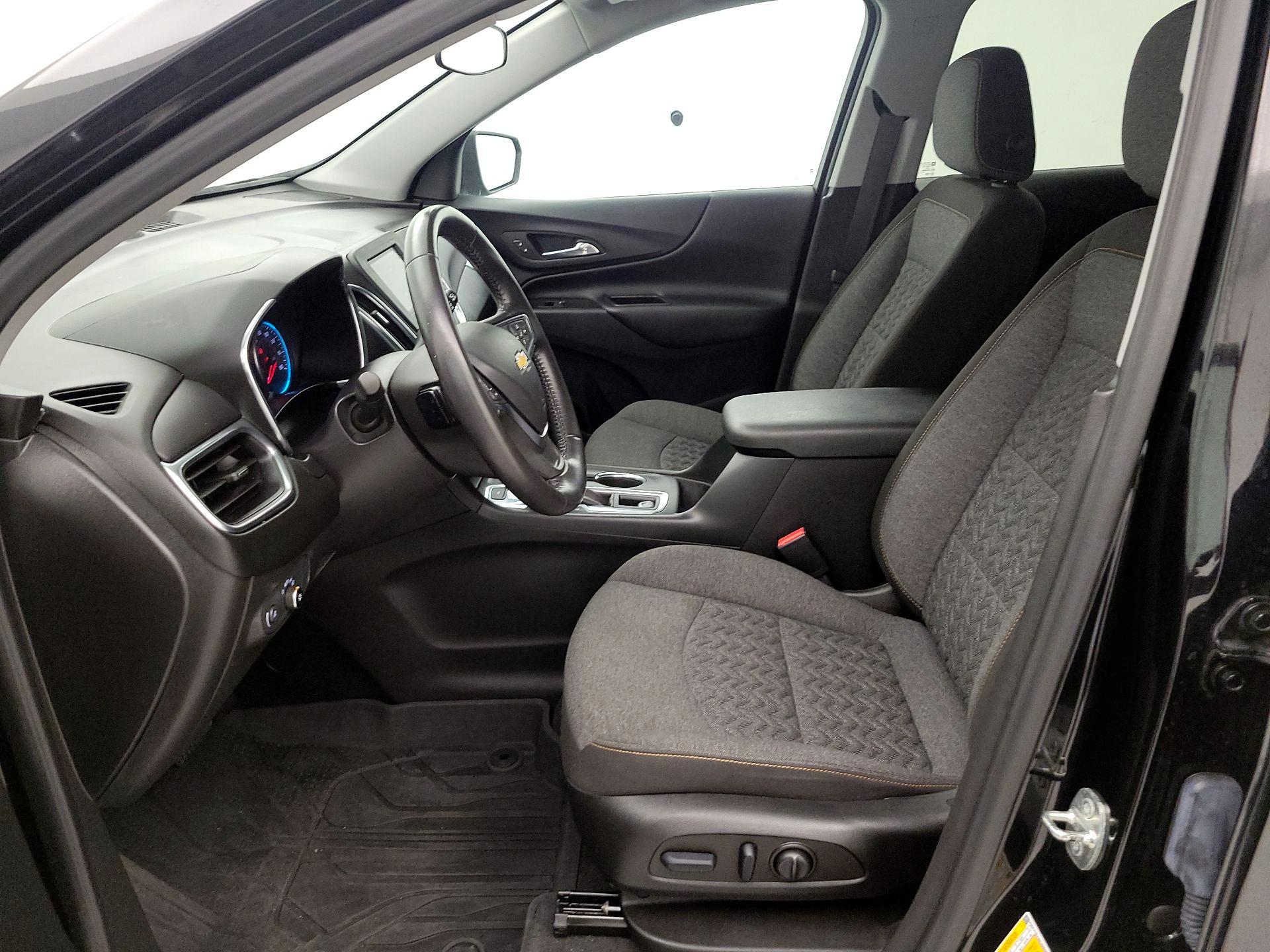 Thumbnail: 2022 Chevrolet Equinox - 11