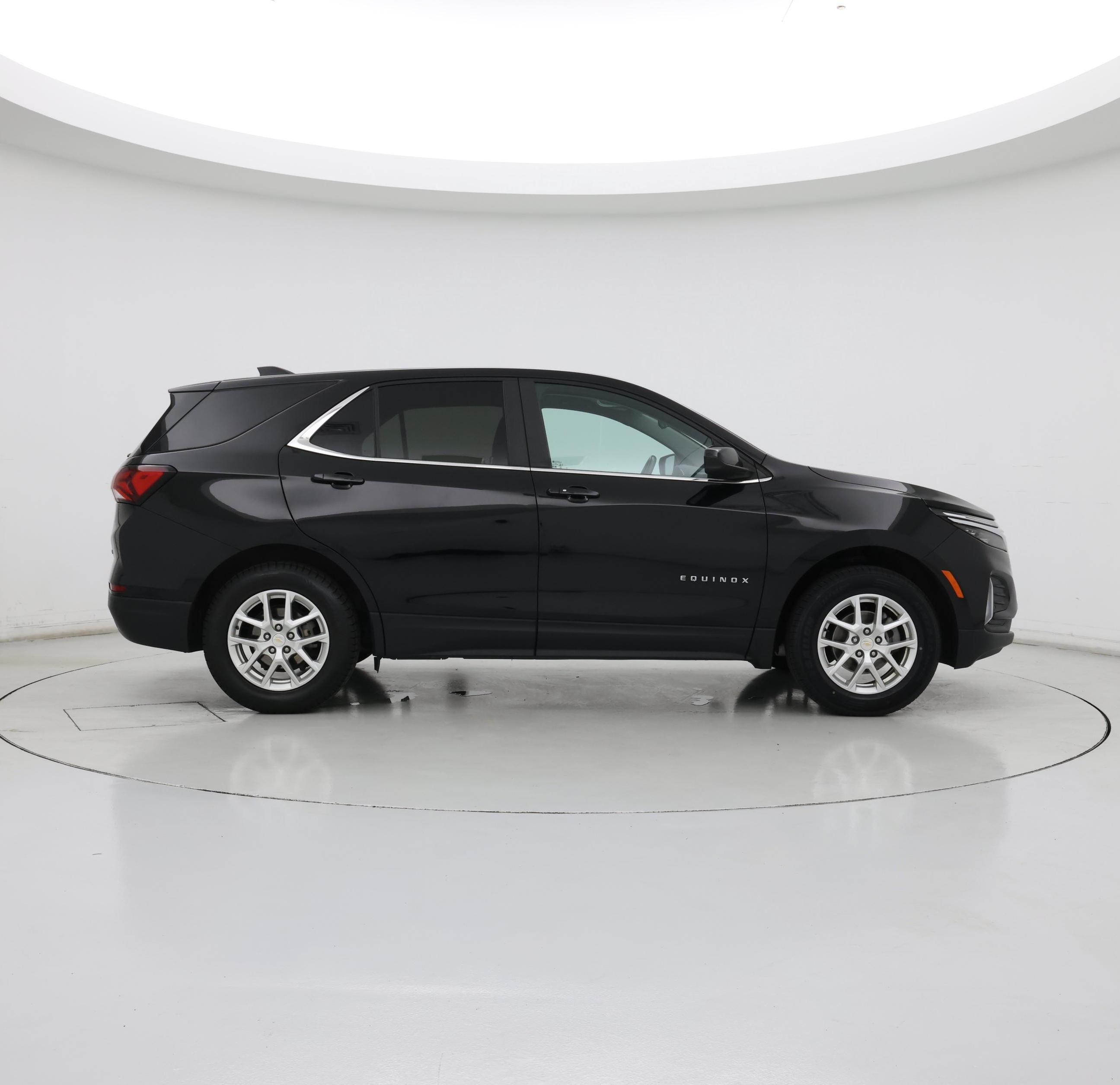 Thumbnail: 2022 Chevrolet Equinox - 7