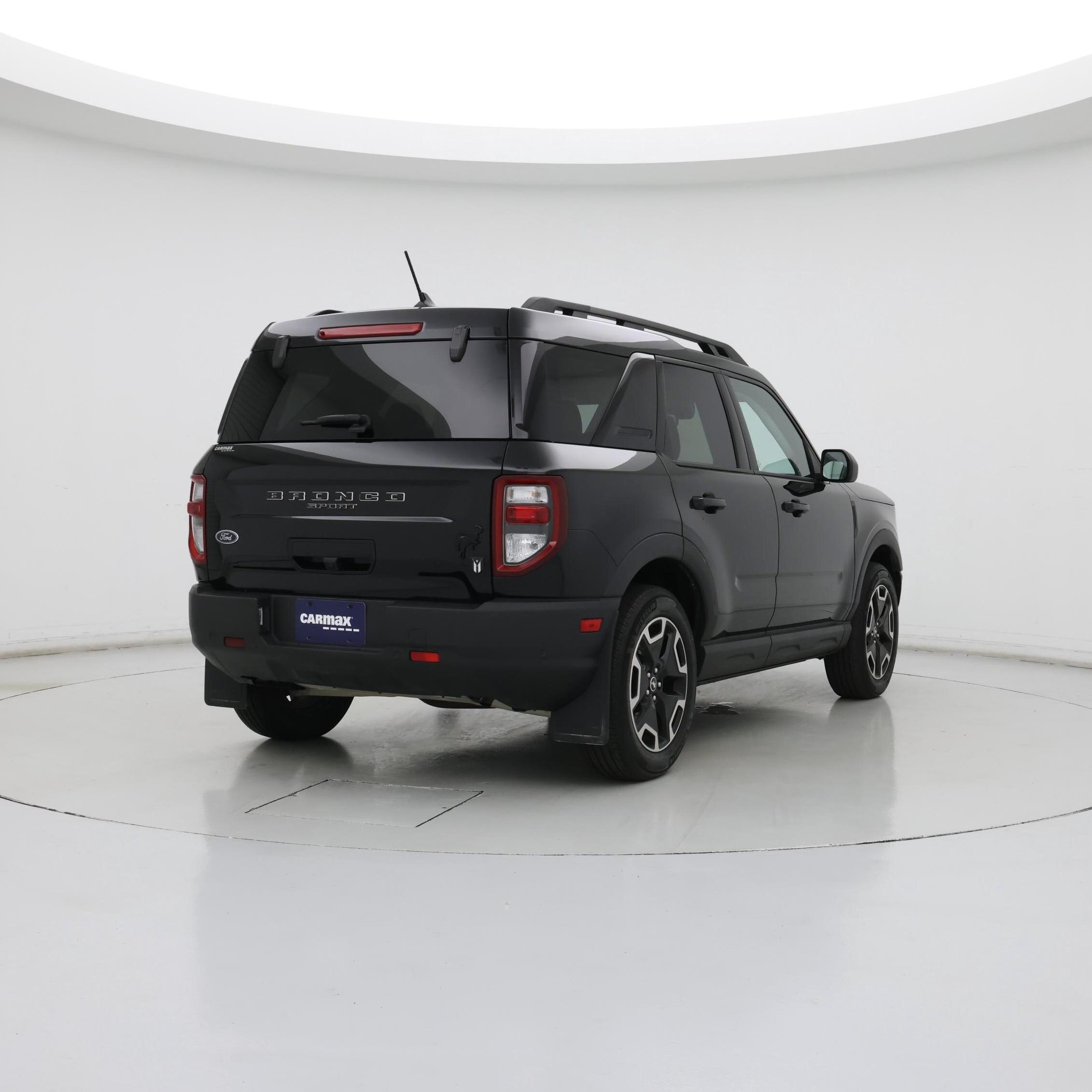 Thumbnail: 2023 Ford Bronco Sport - 8