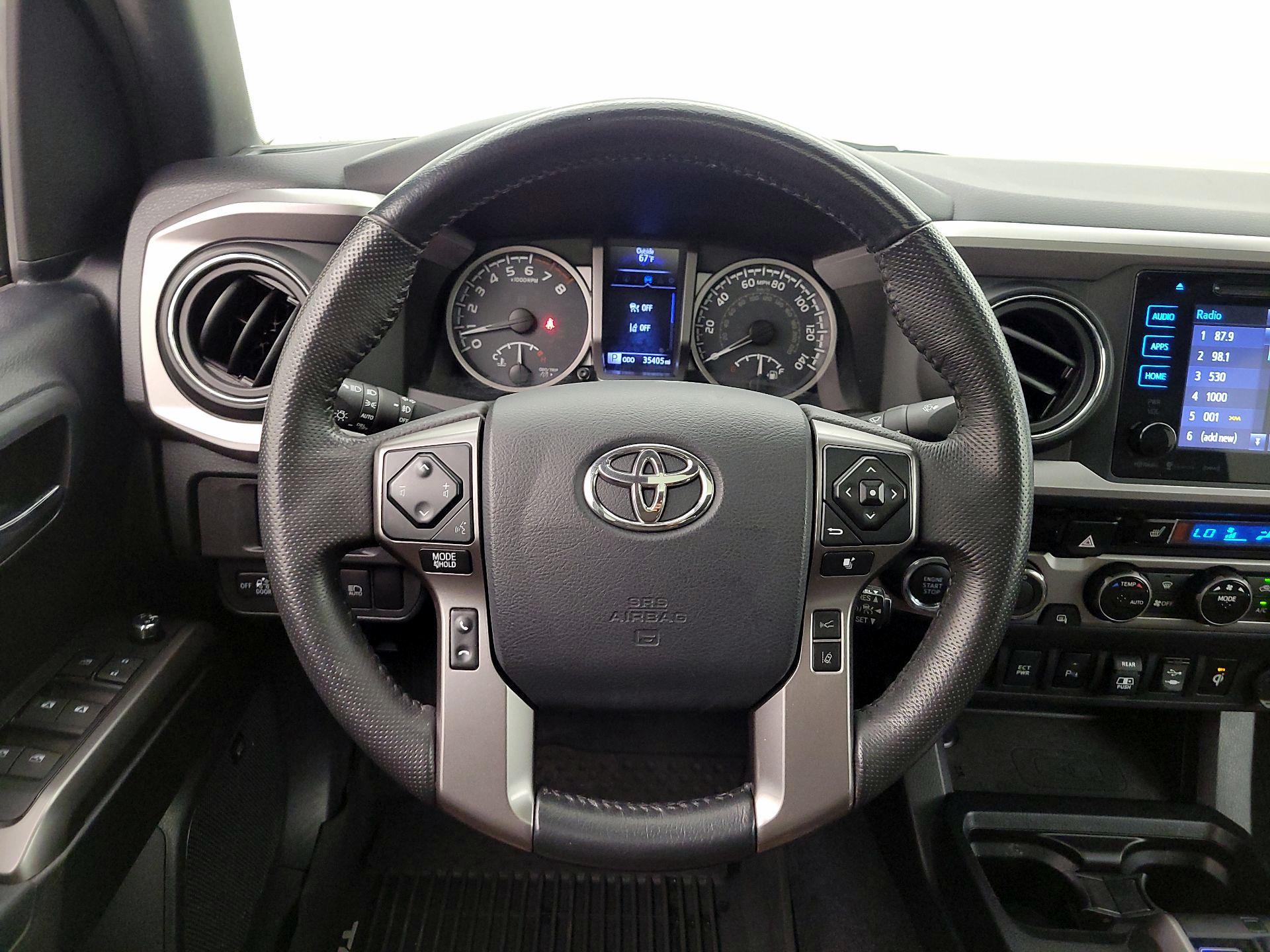 Thumbnail: 2018 Toyota Tacoma - 10