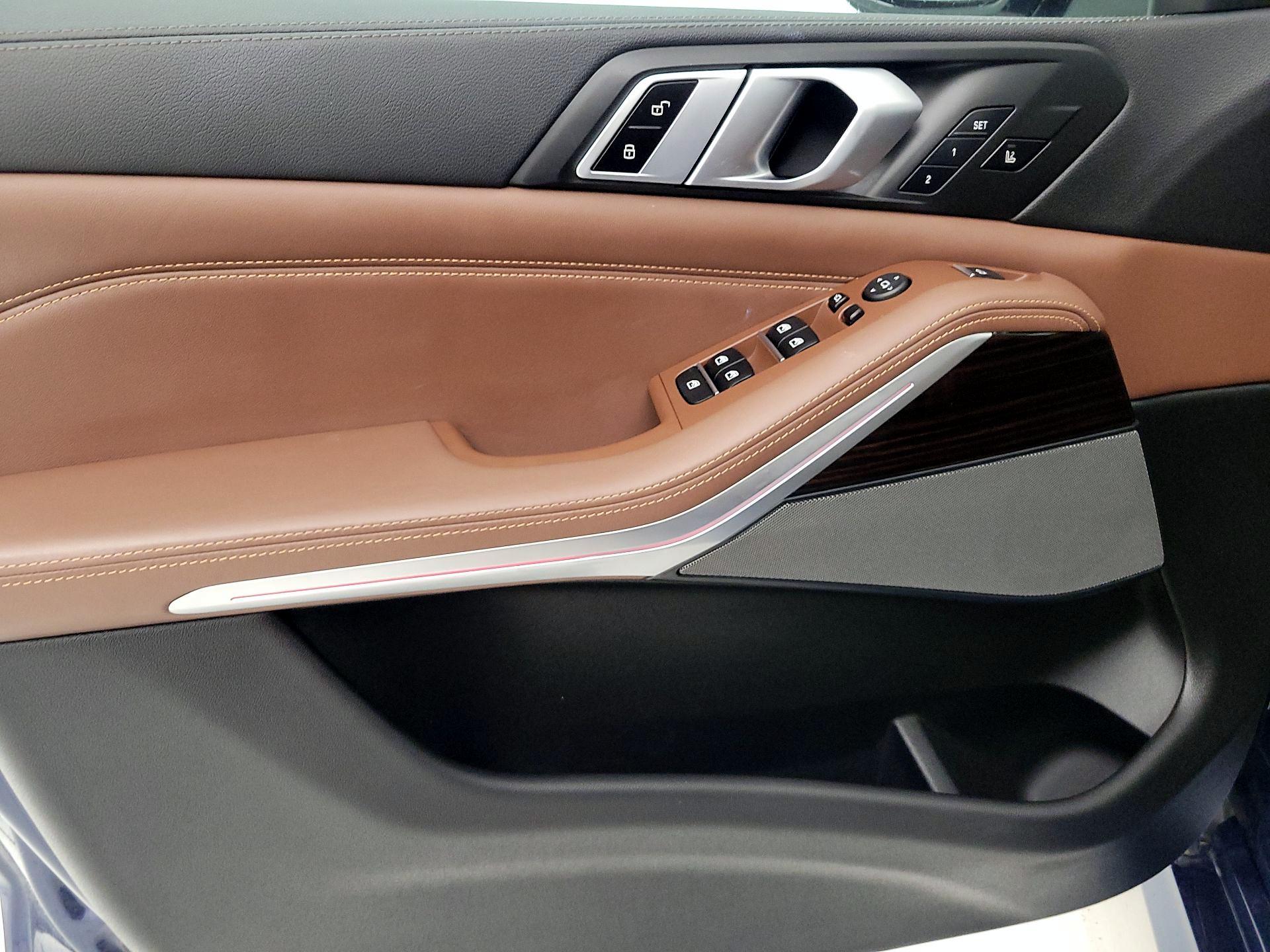 Thumbnail: 2021 BMW X5 - 12