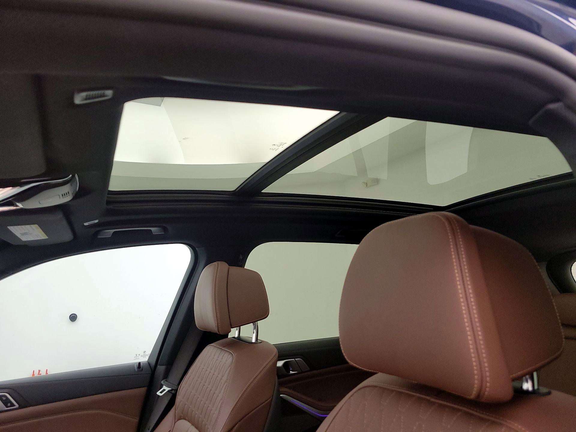 Thumbnail: 2021 BMW X5 - 20