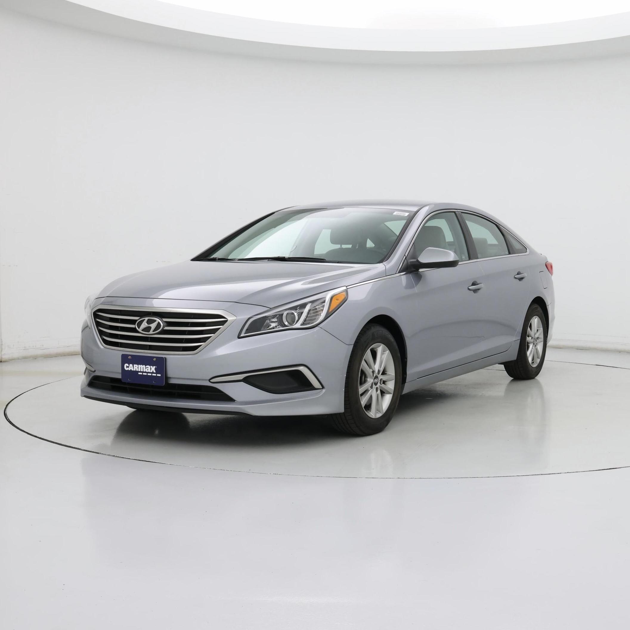 Thumbnail: 2017 Hyundai Sonata - 4