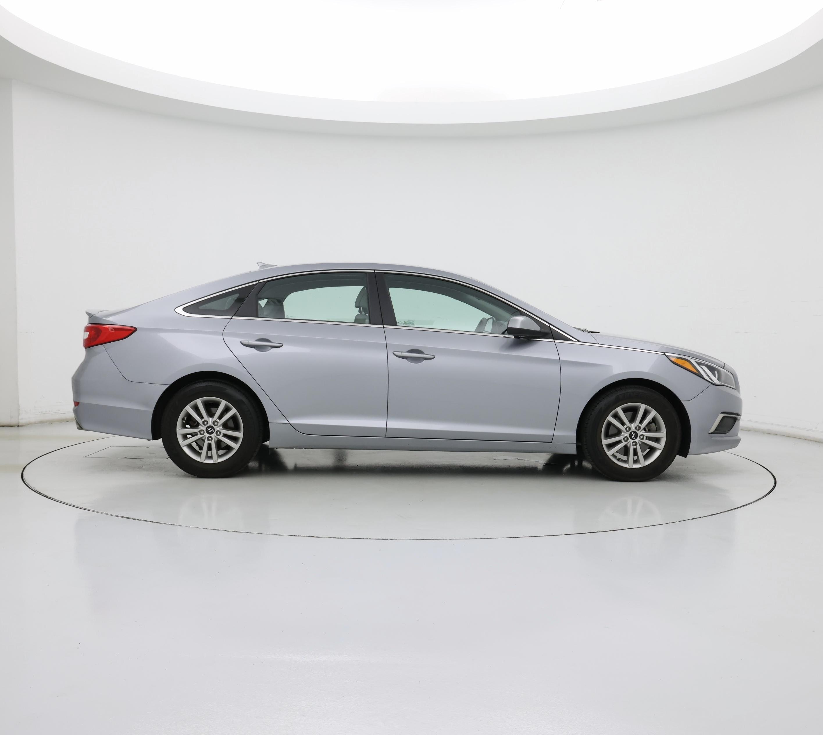 Thumbnail: 2017 Hyundai Sonata - 7