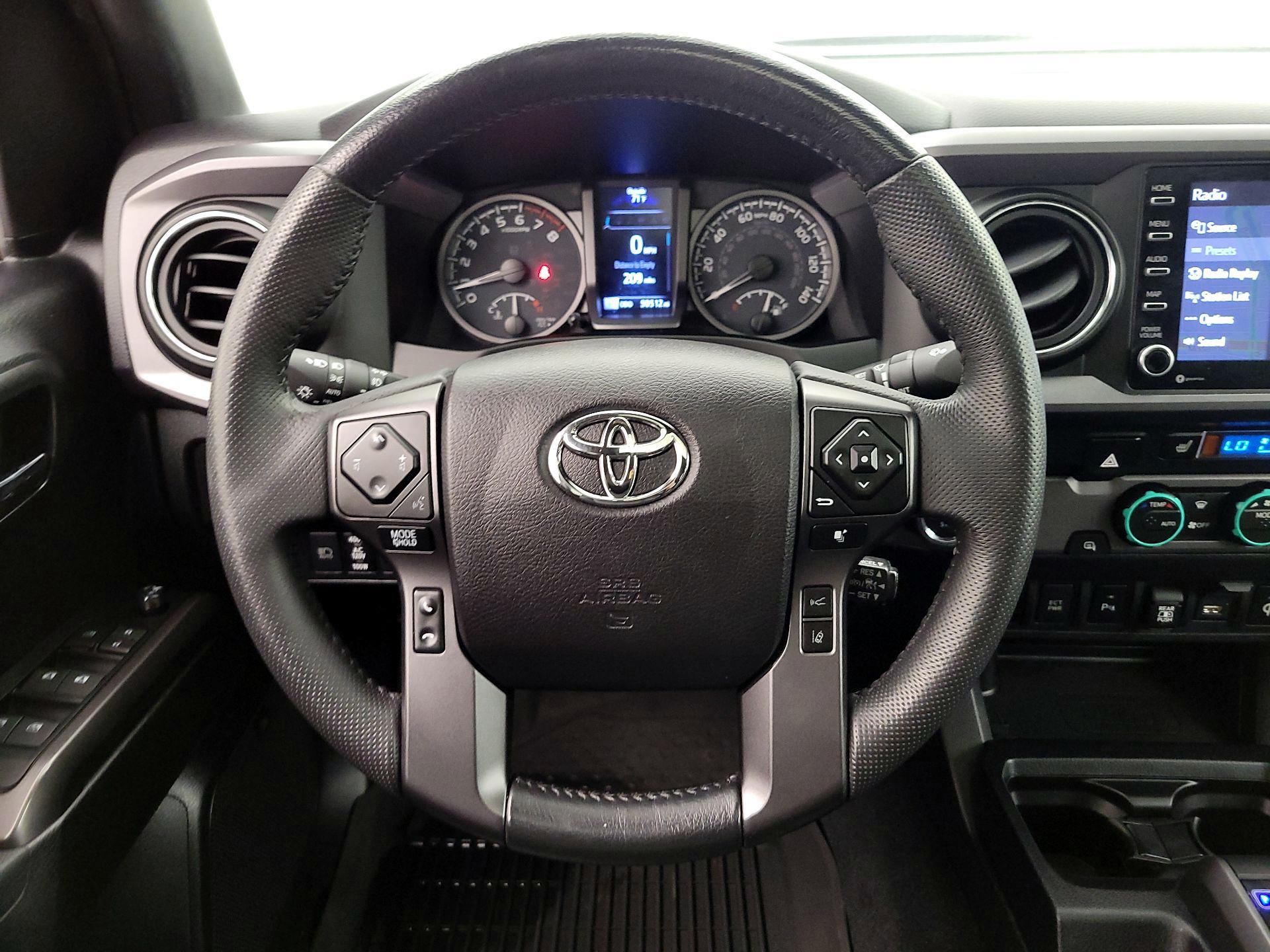 Thumbnail: 2021 Toyota Tacoma - 10