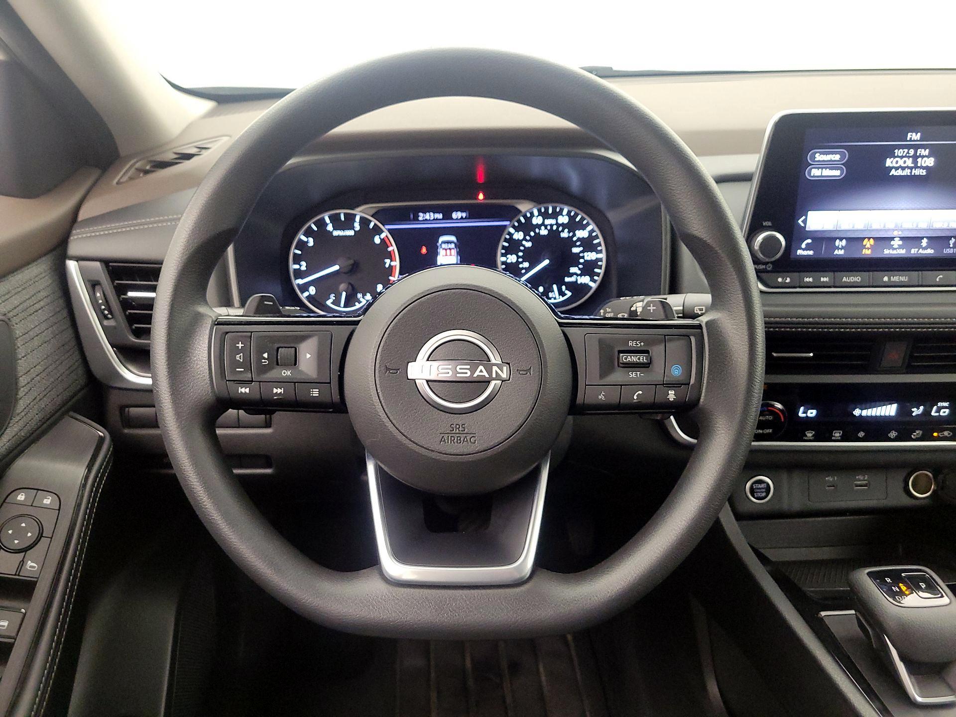 Thumbnail: 2023 Nissan Rogue - 10