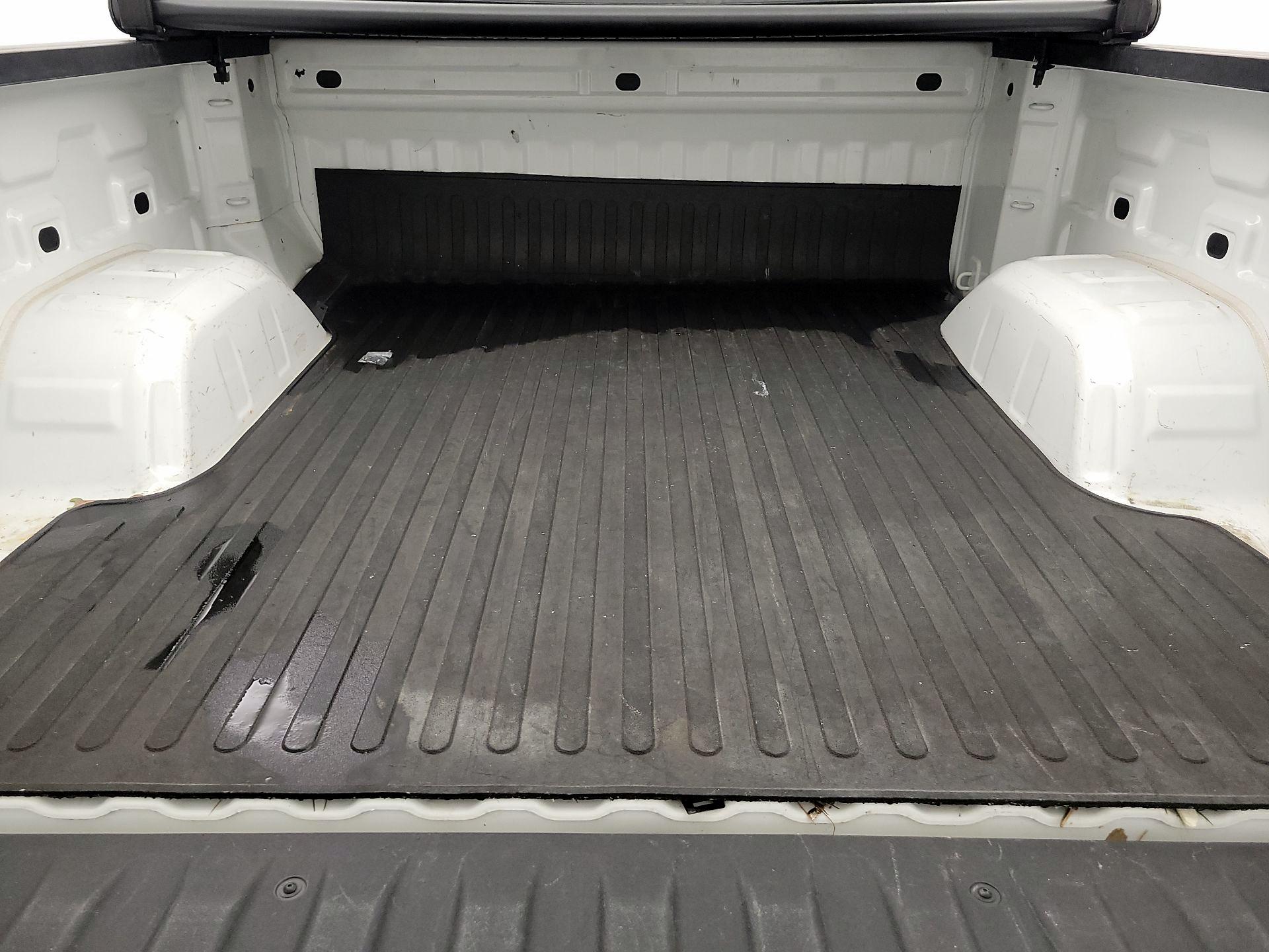 Thumbnail: 2019 Chevrolet Silverado 1500 - 20