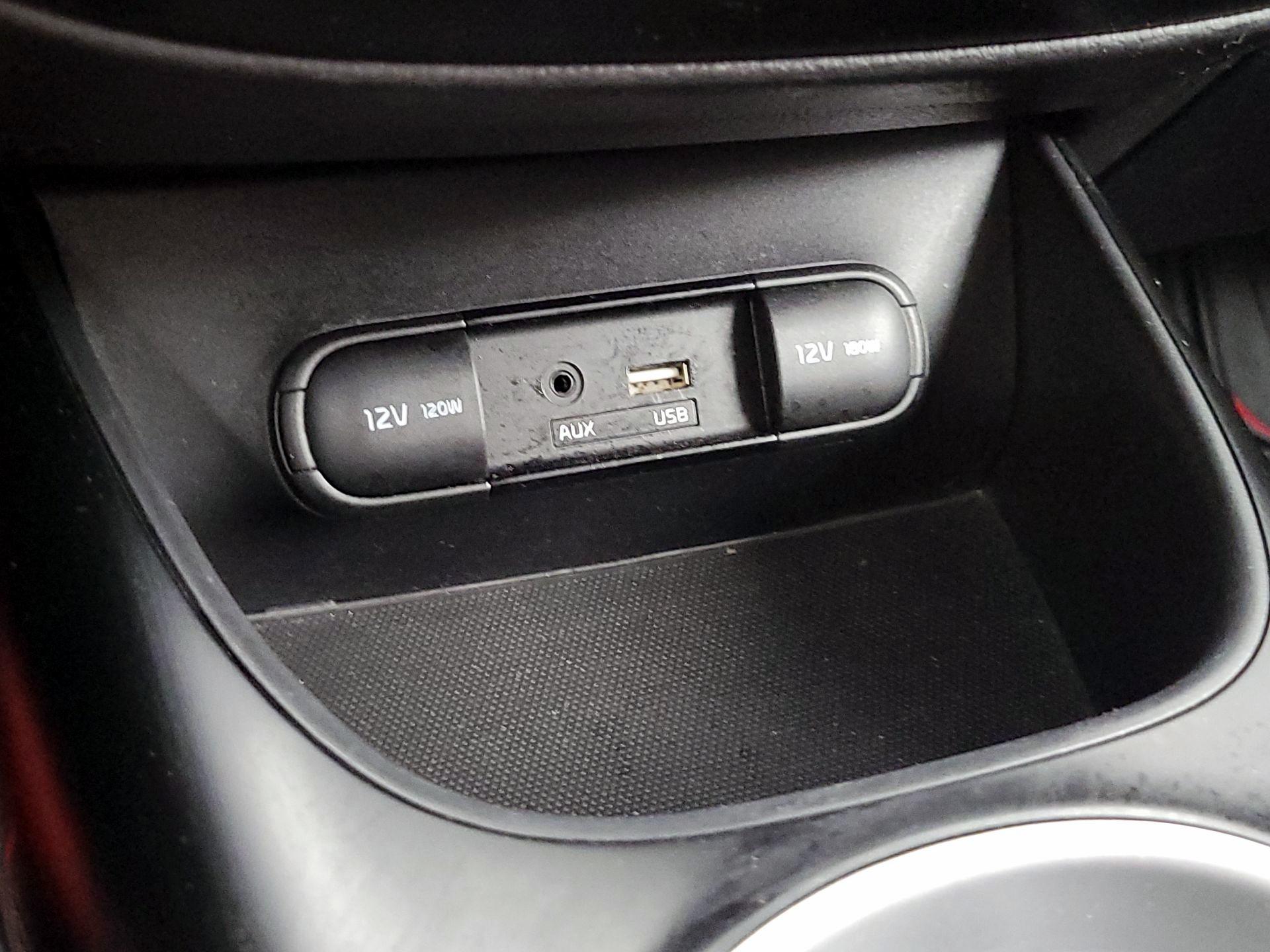 Thumbnail: 2019 Kia Soul - 18