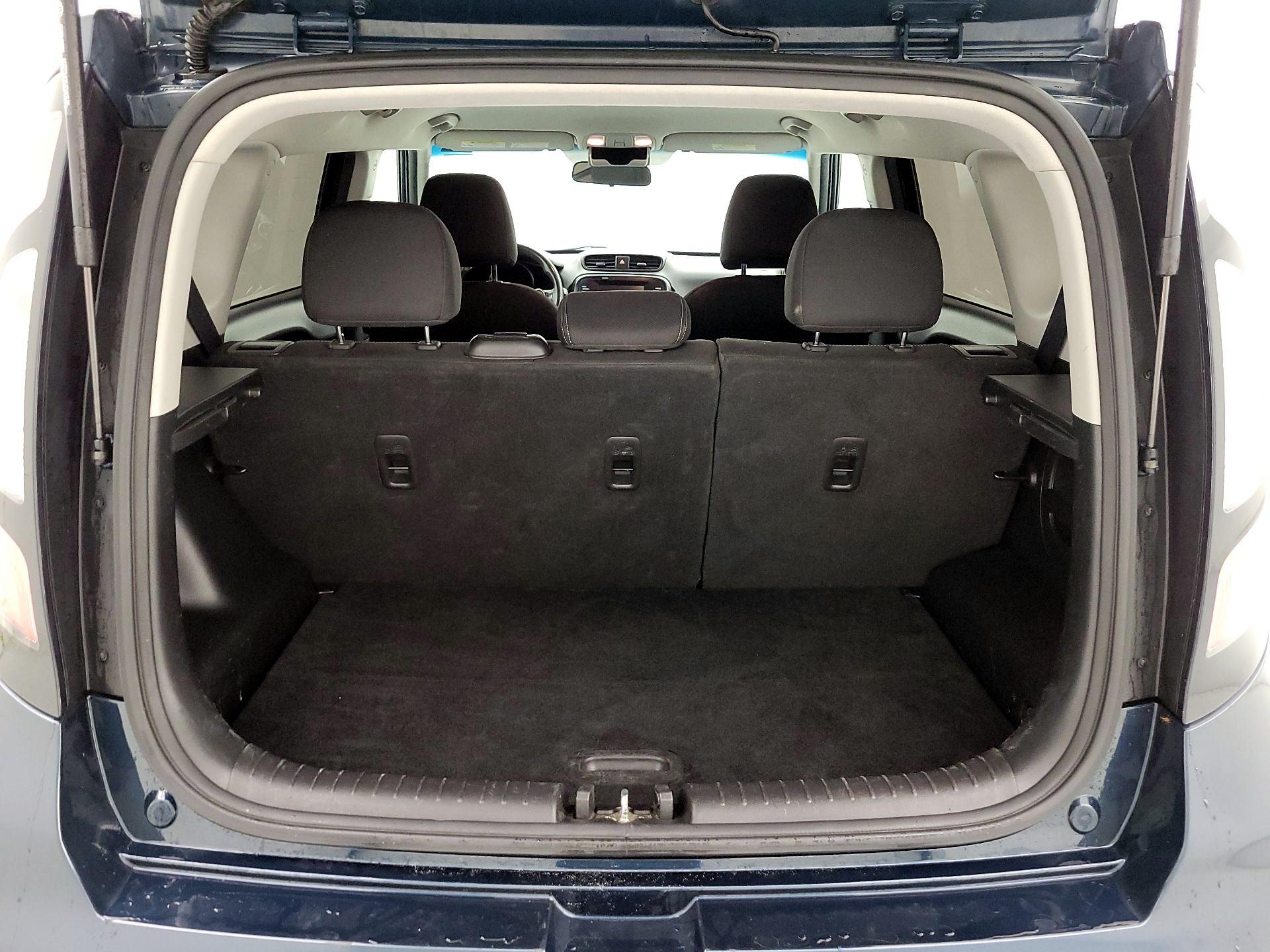 Thumbnail: 2019 Kia Soul - 20