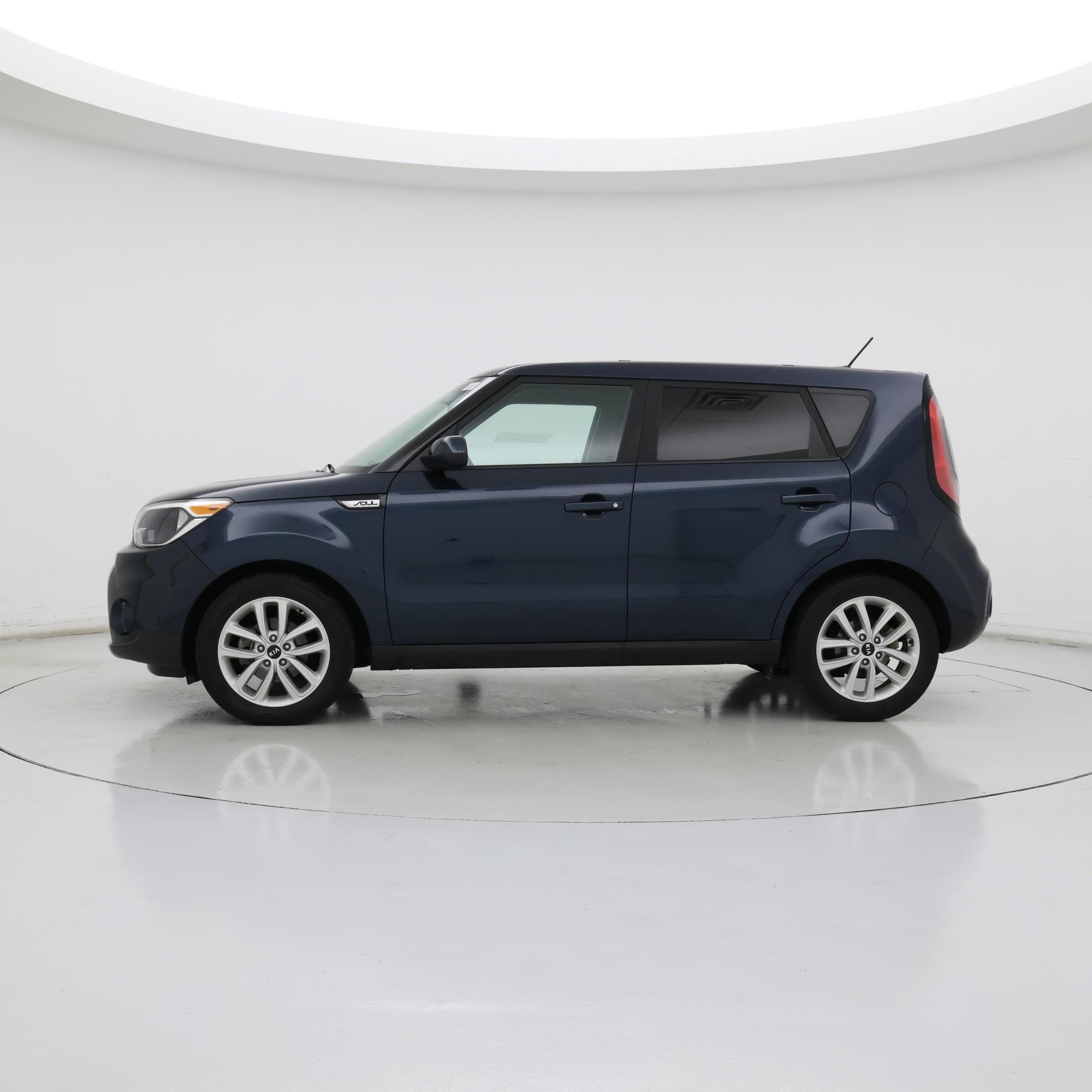Thumbnail: 2019 Kia Soul - 3