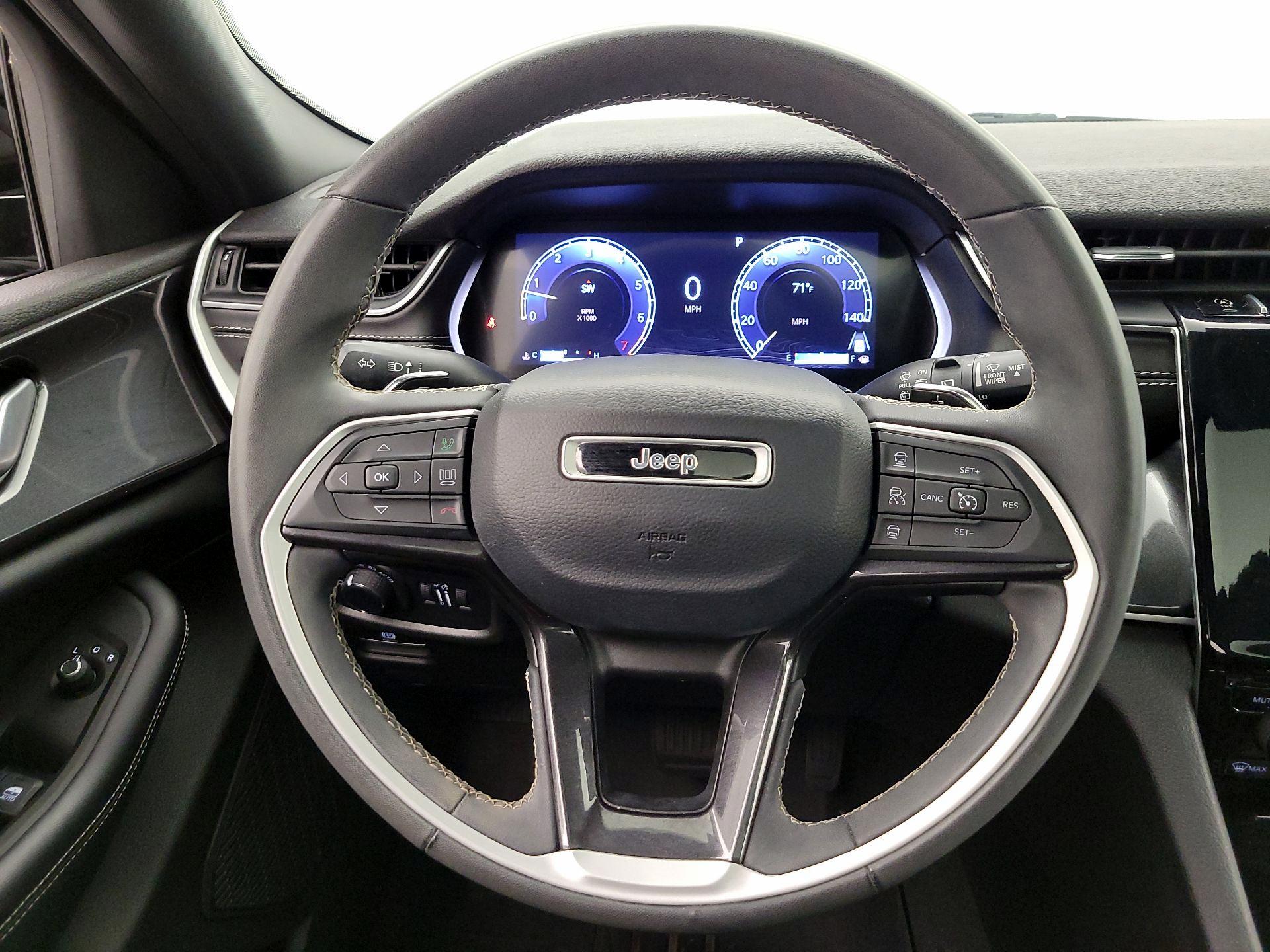 Thumbnail: 2023 Jeep Grand Cherokee L - 10