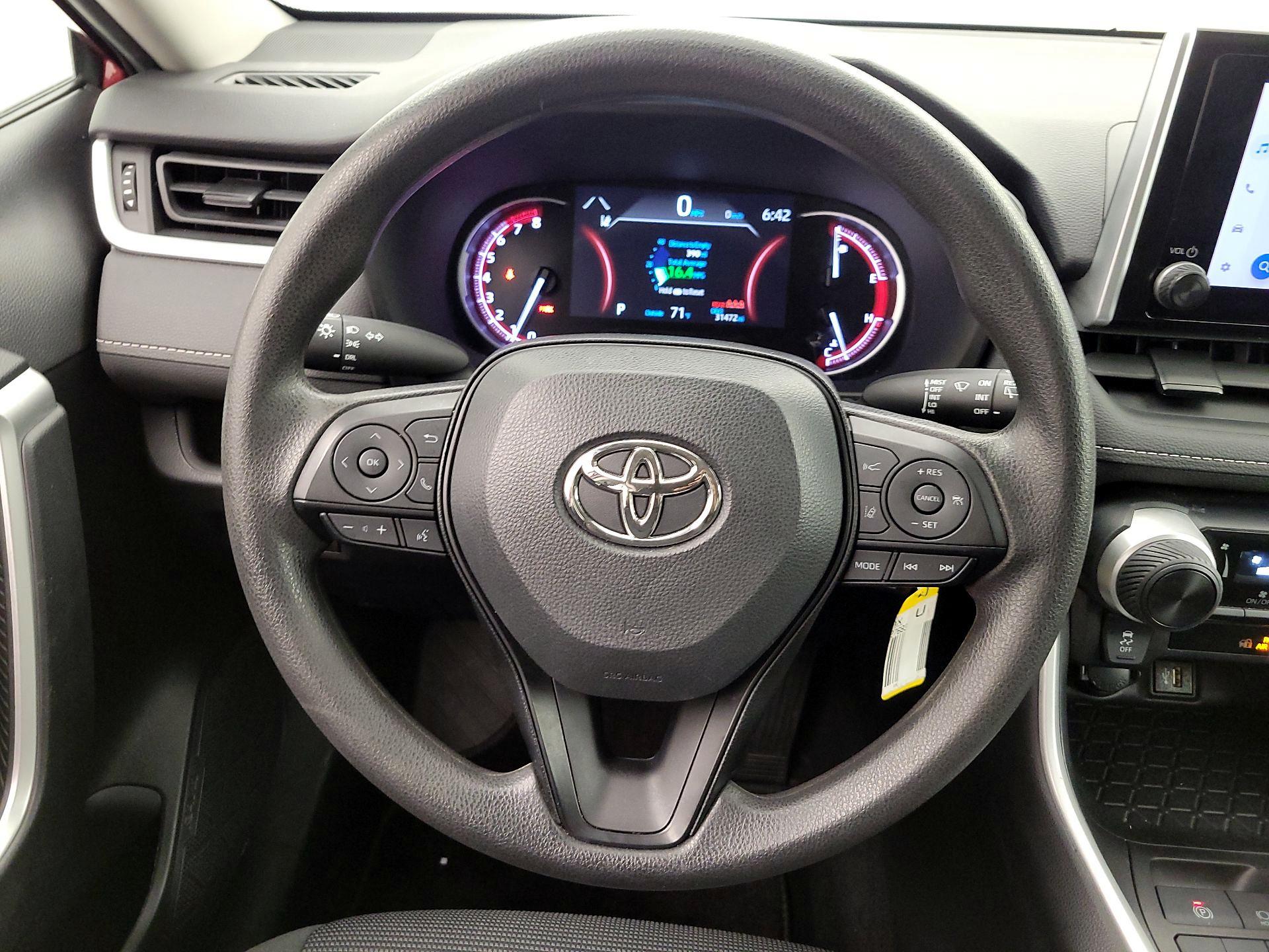 Thumbnail: 2023 Toyota RAV4 - 10