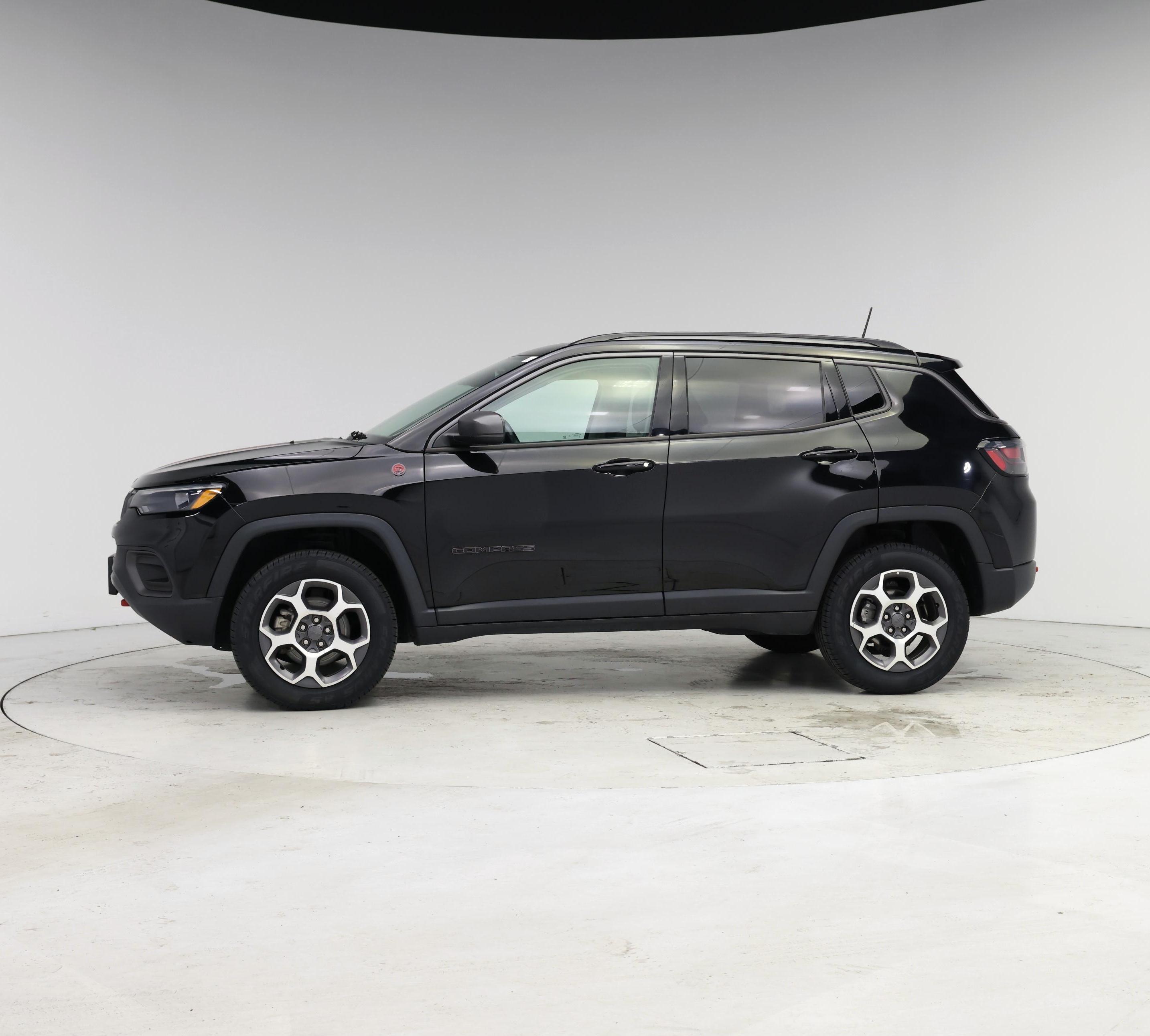 Thumbnail: 2022 Jeep Compass - 3
