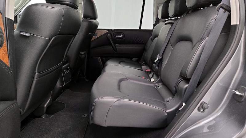 2023 Nissan Armada SL 21