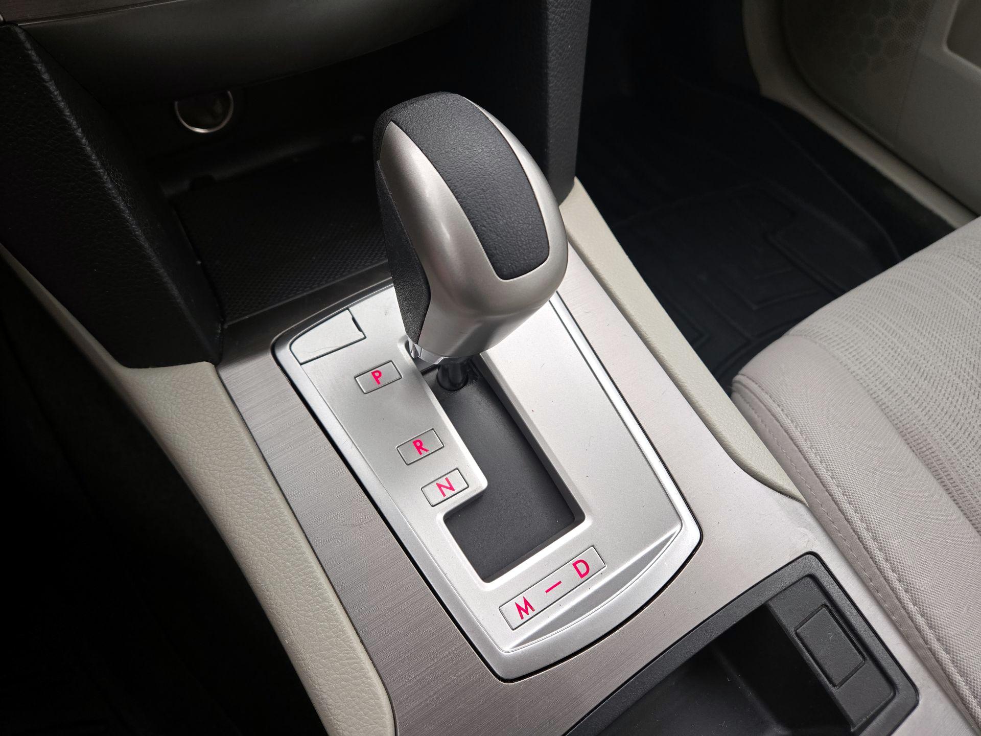 Thumbnail: 2014 Subaru Outback - 16