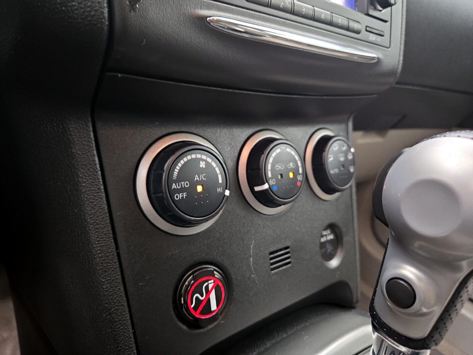 Thumbnail: 2013 Nissan Rogue - 17