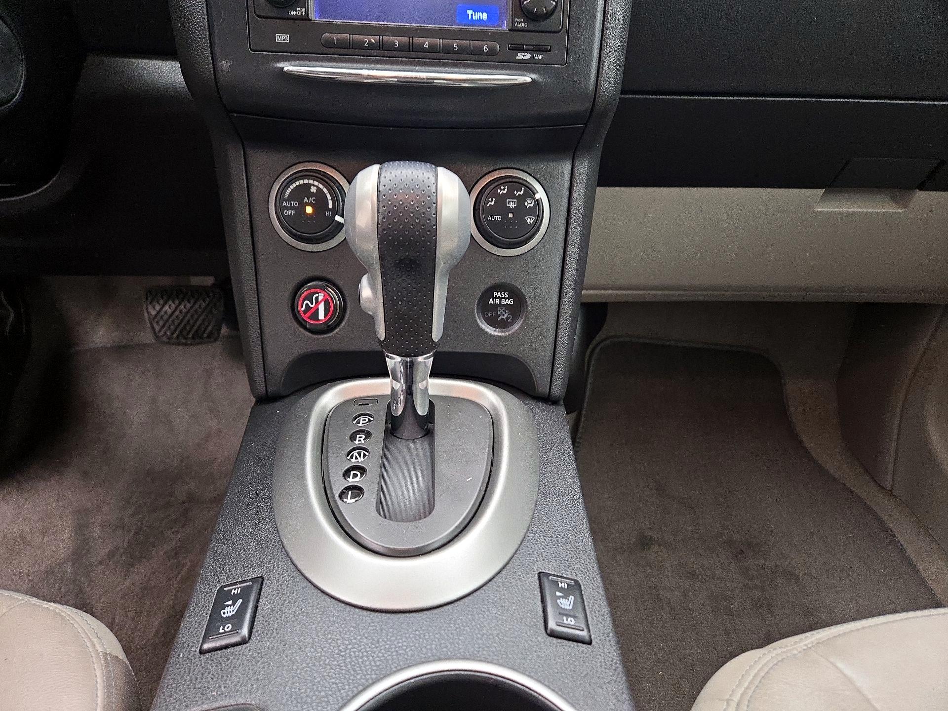 Thumbnail: 2013 Nissan Rogue - 18