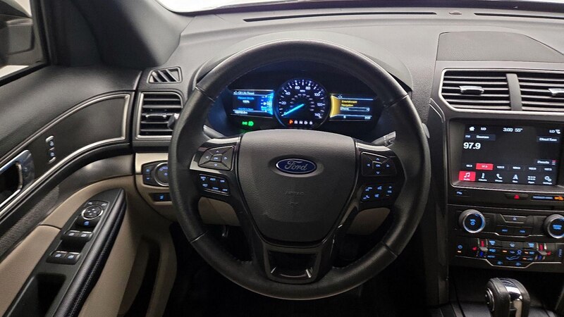 2018 Ford Explorer XLT 10