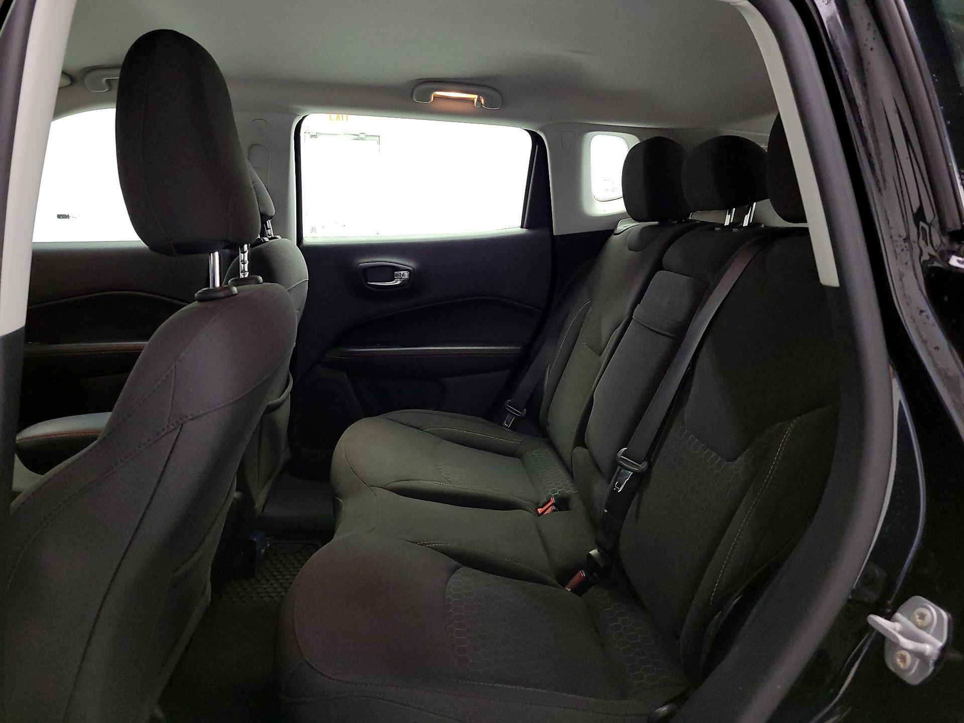 Thumbnail: 2020 Jeep Compass - 19