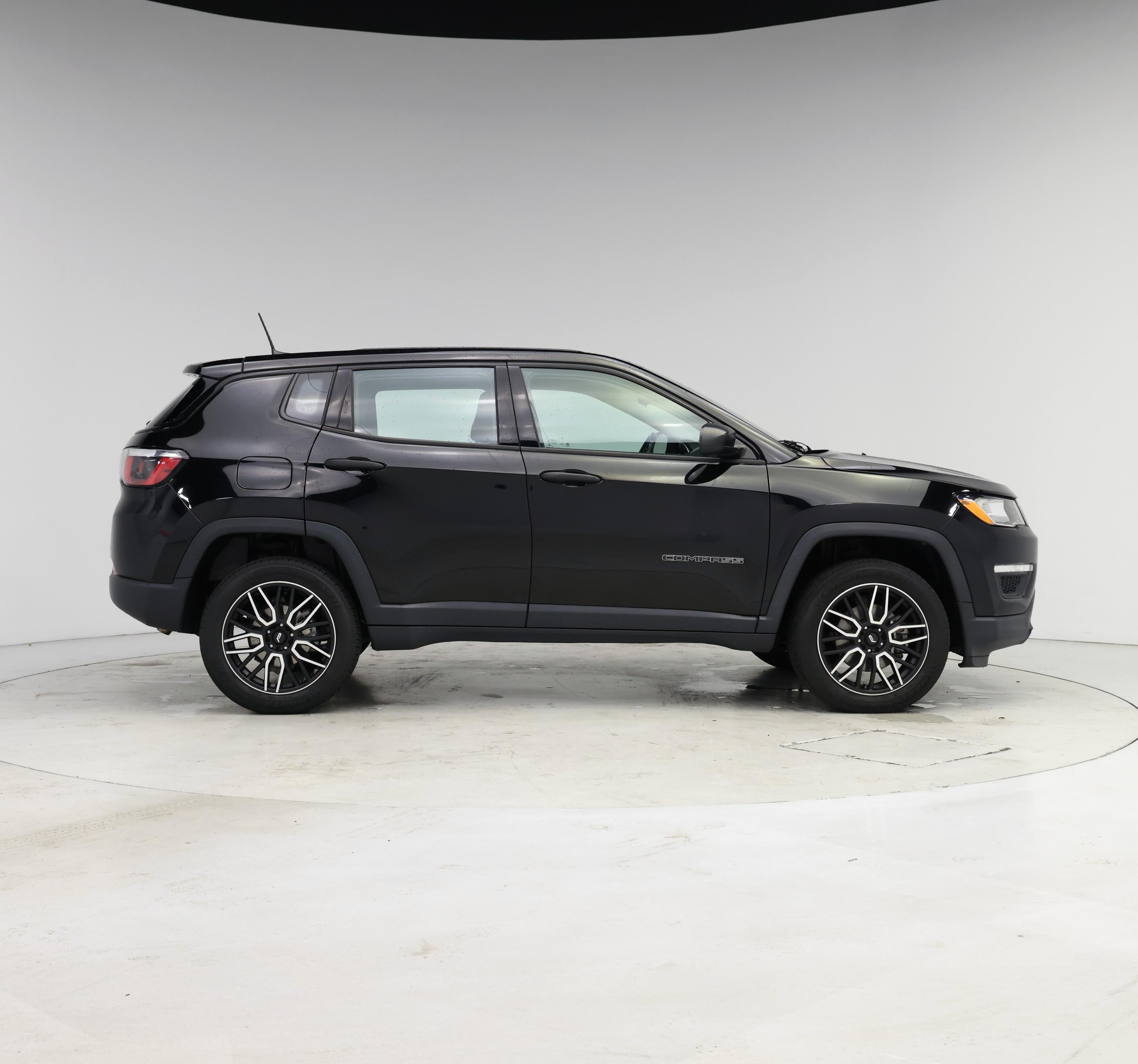 Thumbnail: 2020 Jeep Compass - 7