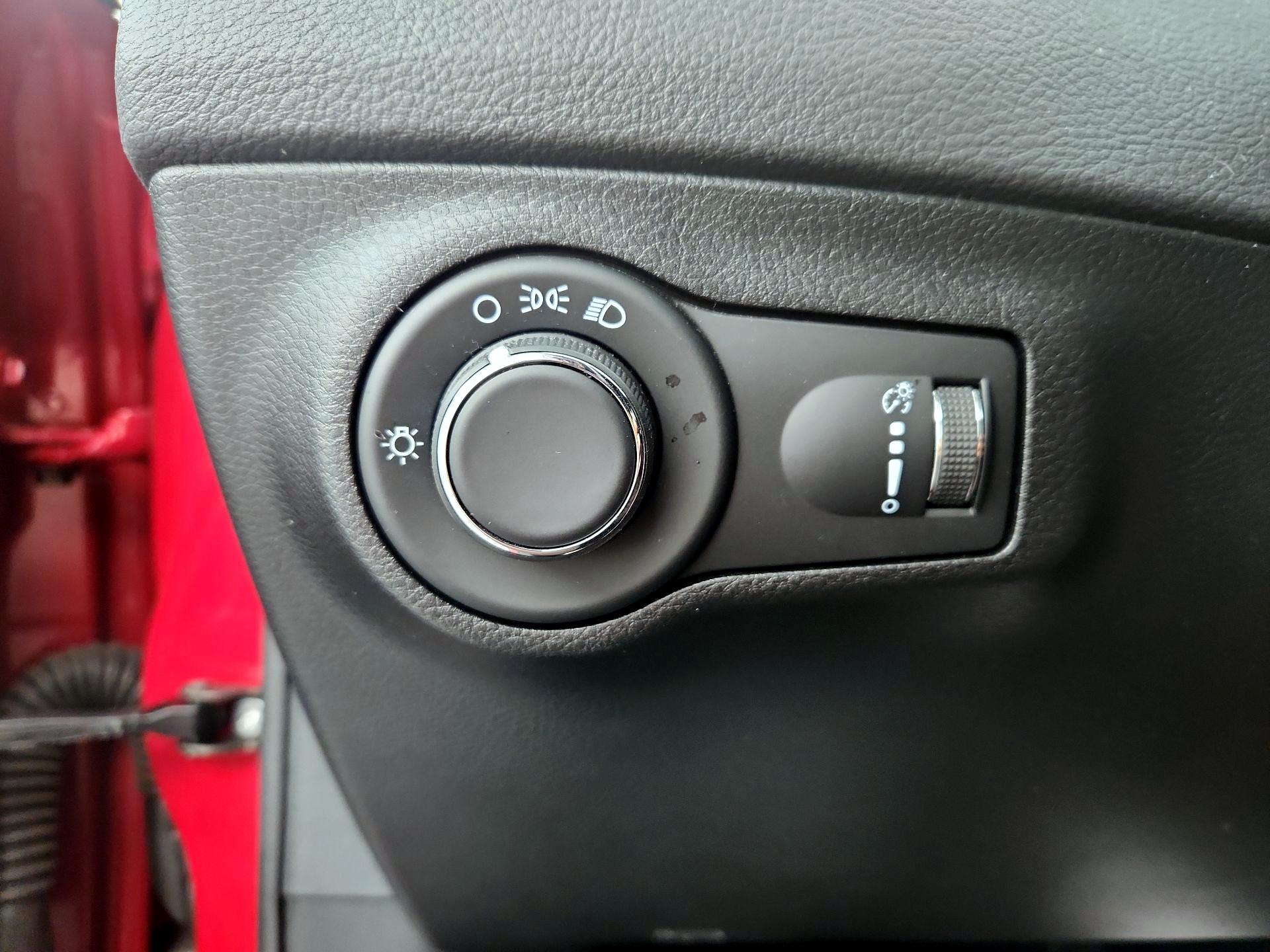 Thumbnail: 2020 Jeep Compass - 13