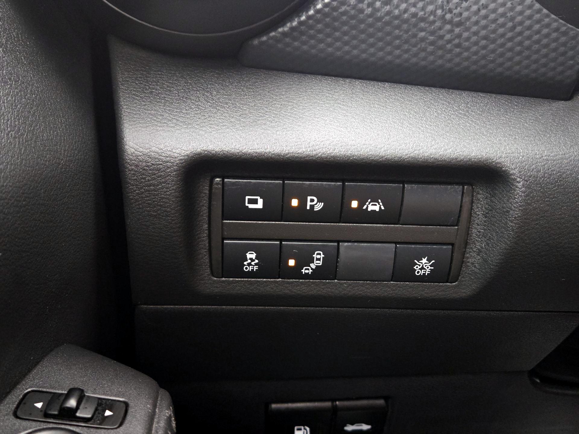 Thumbnail: 2021 Nissan Kicks - 13