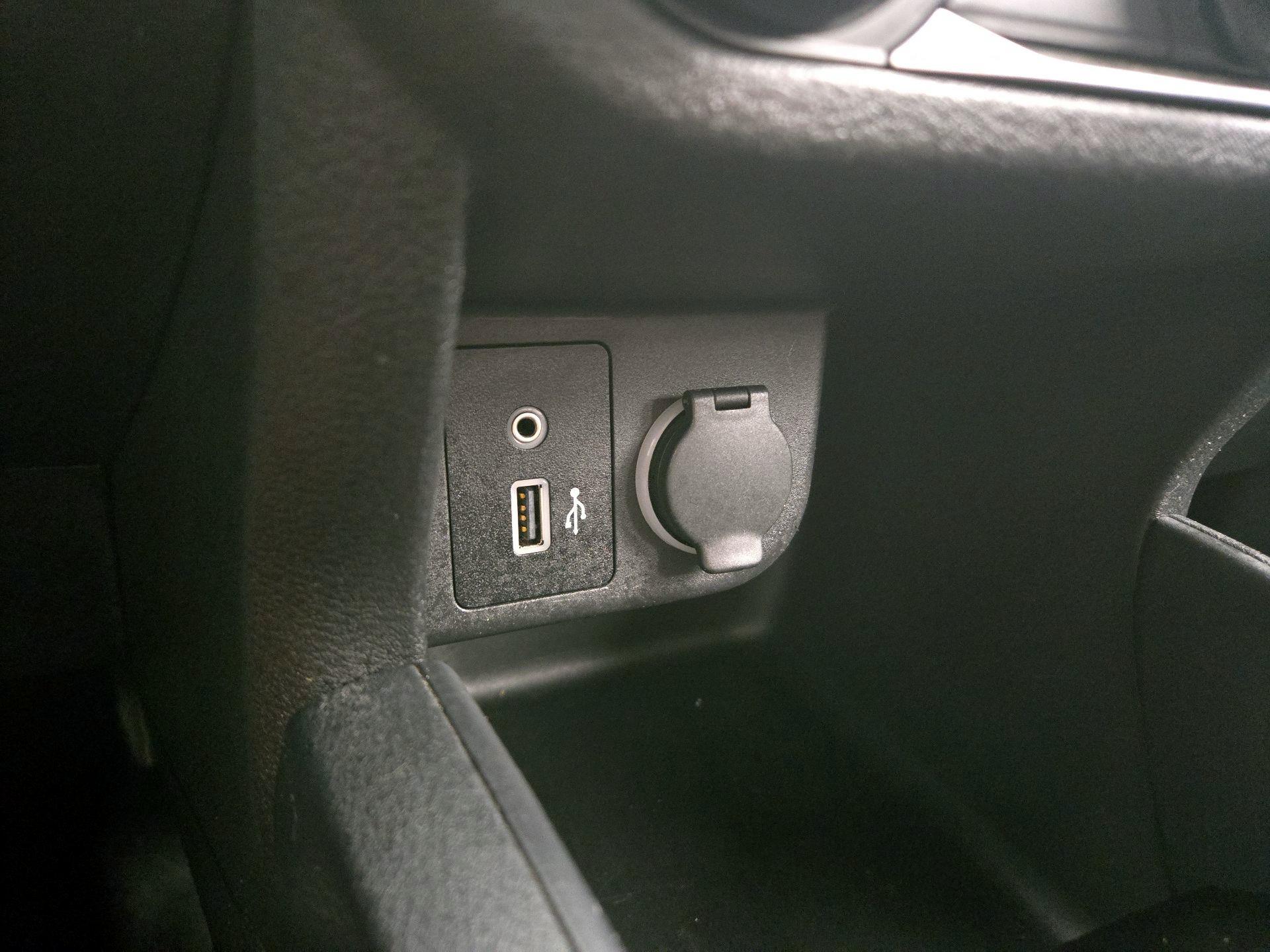 Thumbnail: 2021 Nissan Kicks - 18