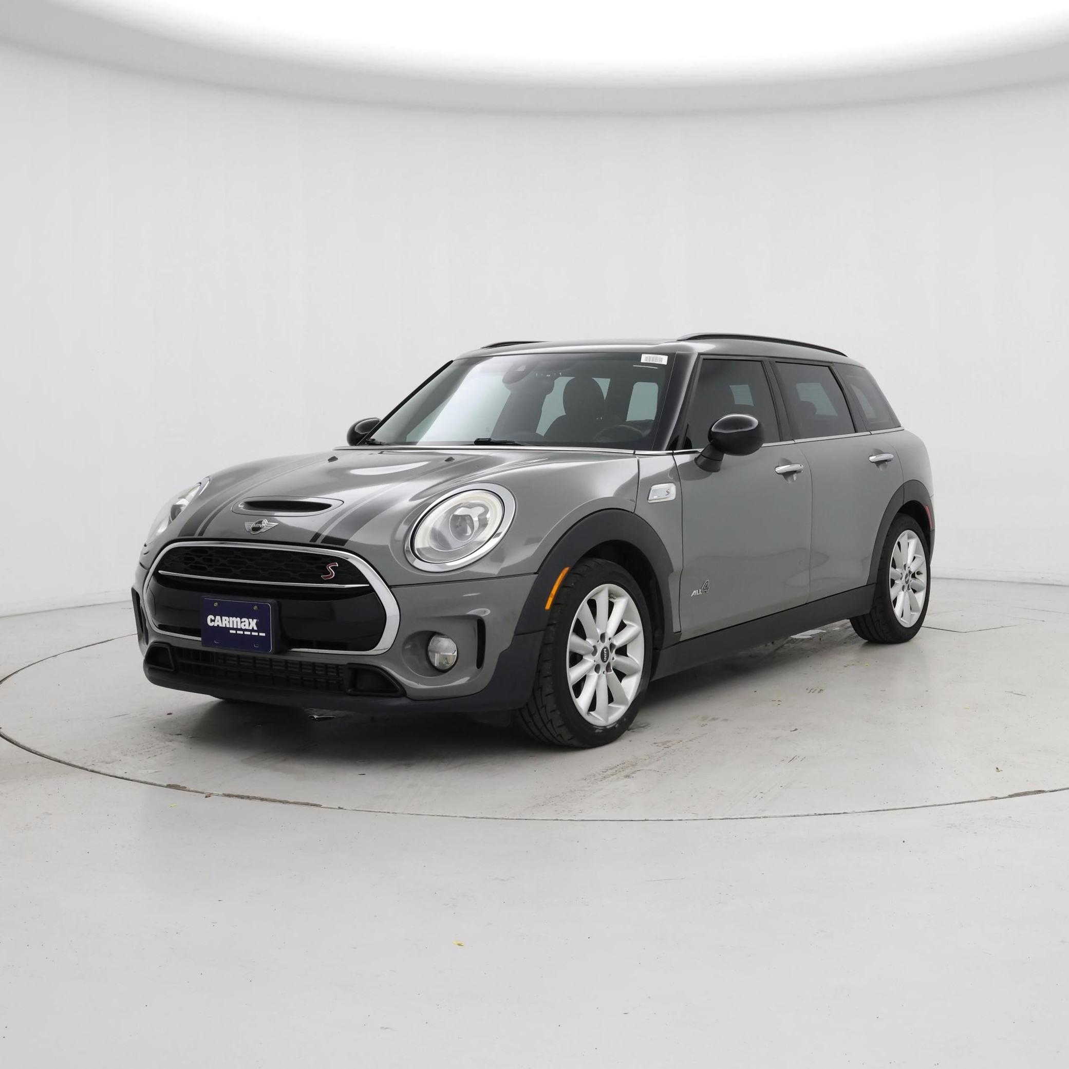 Thumbnail: 2017 MINI Cooper Clubman - 4