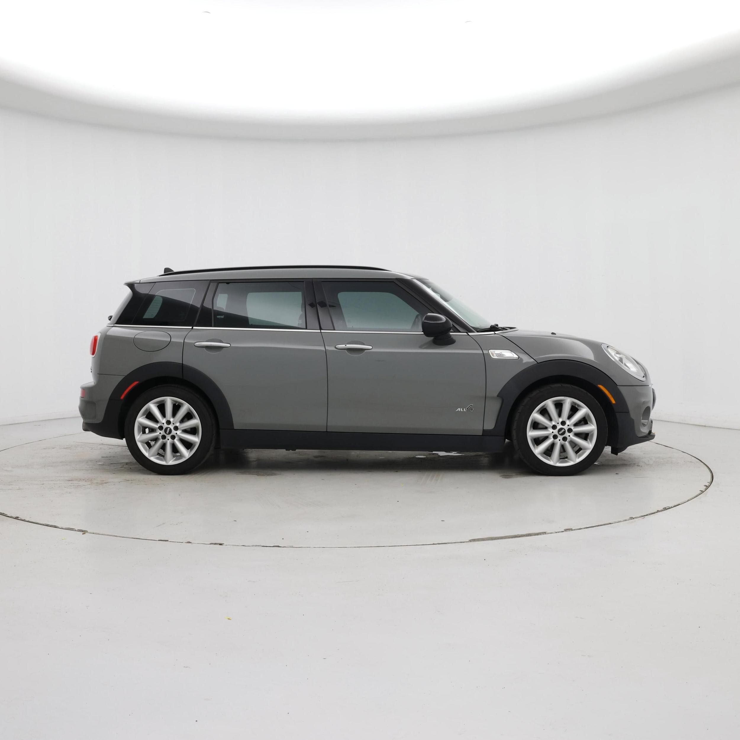 Thumbnail: 2017 MINI Cooper Clubman - 7