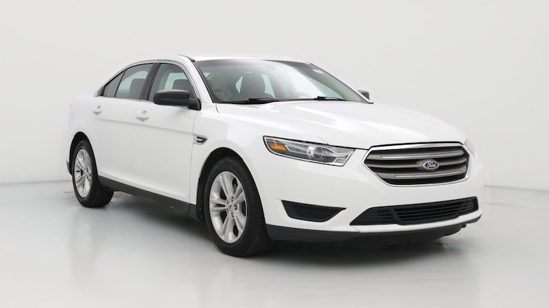 2019 Ford Taurus SE Hero Image