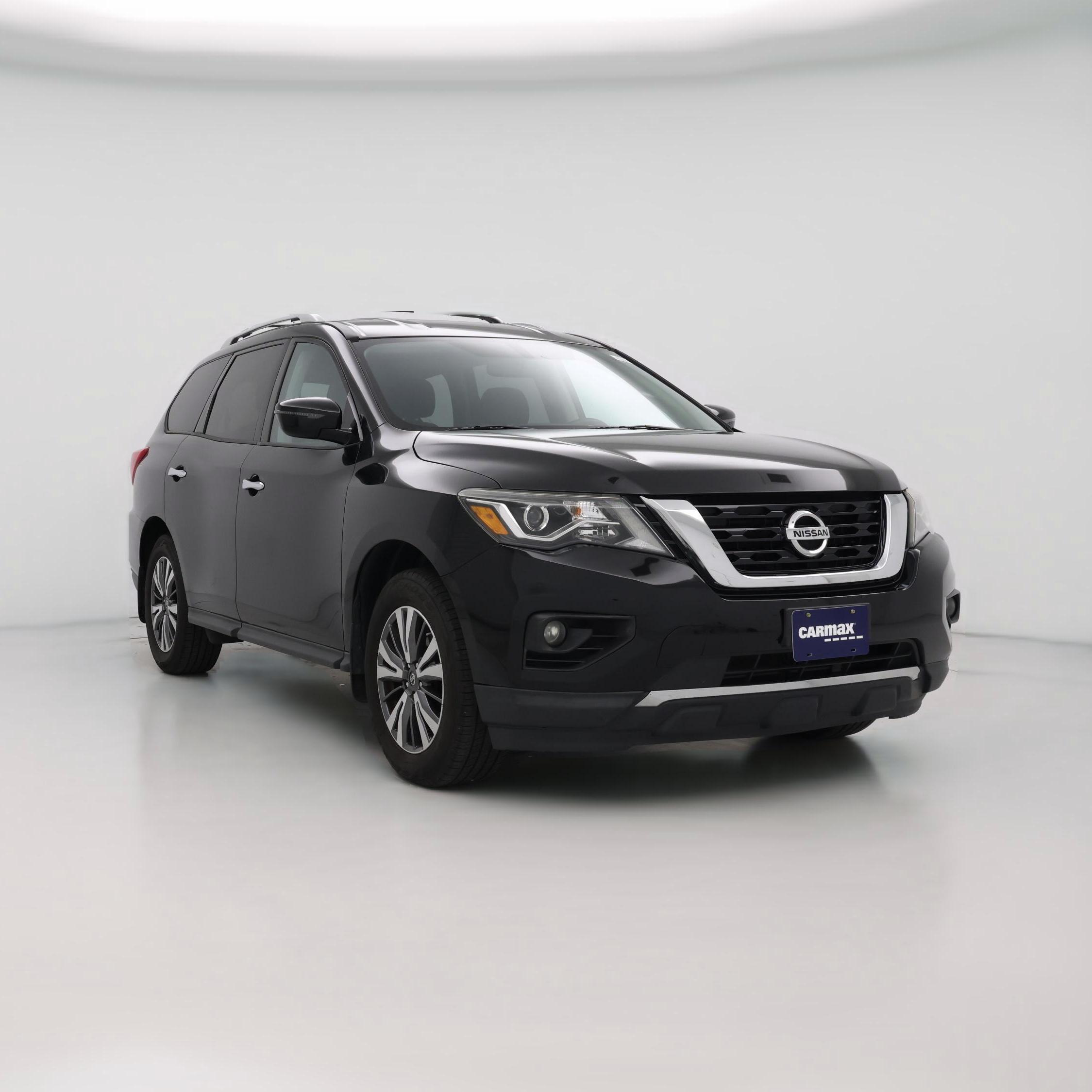 Thumbnail: 2017 Nissan Pathfinder - 1