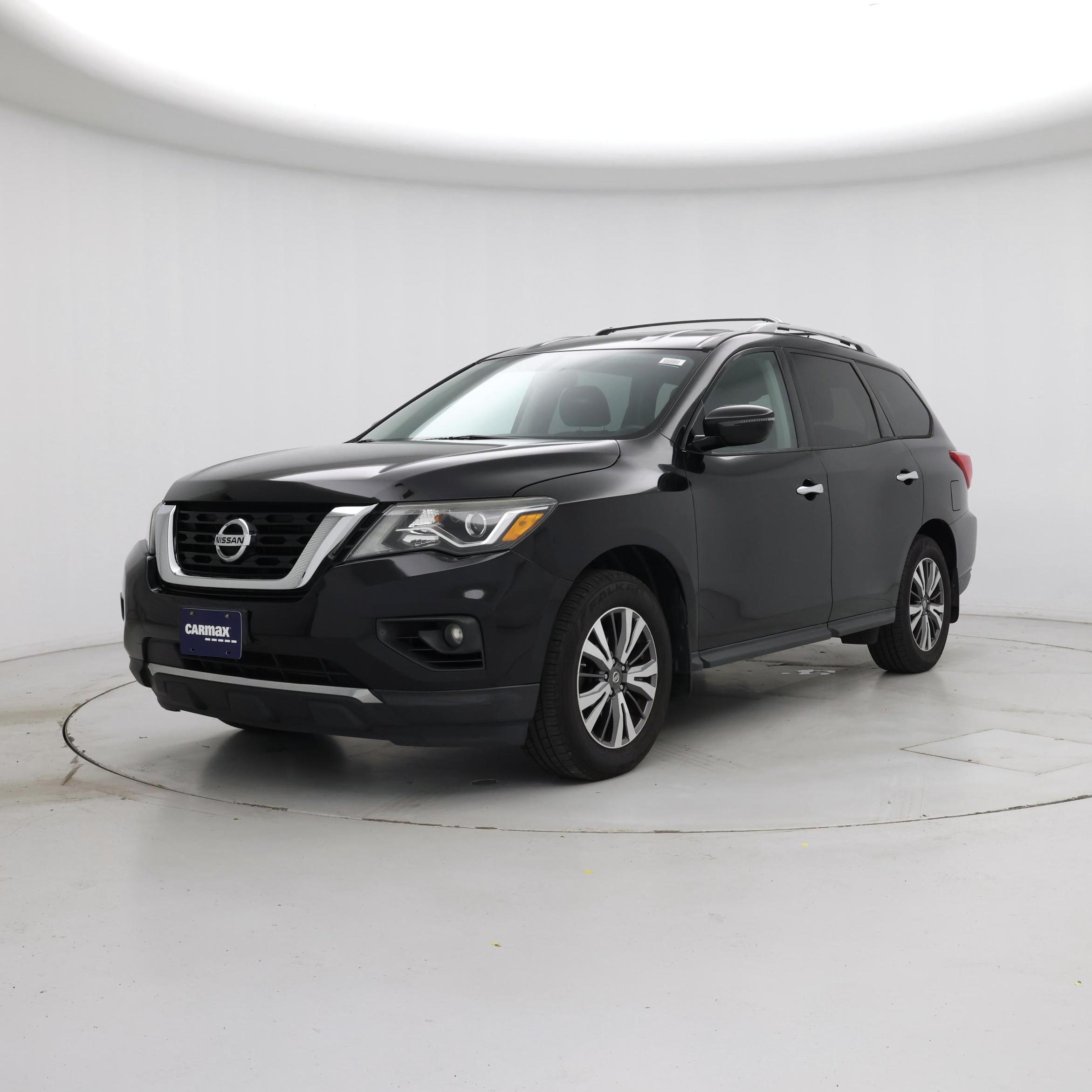 Thumbnail: 2017 Nissan Pathfinder - 4