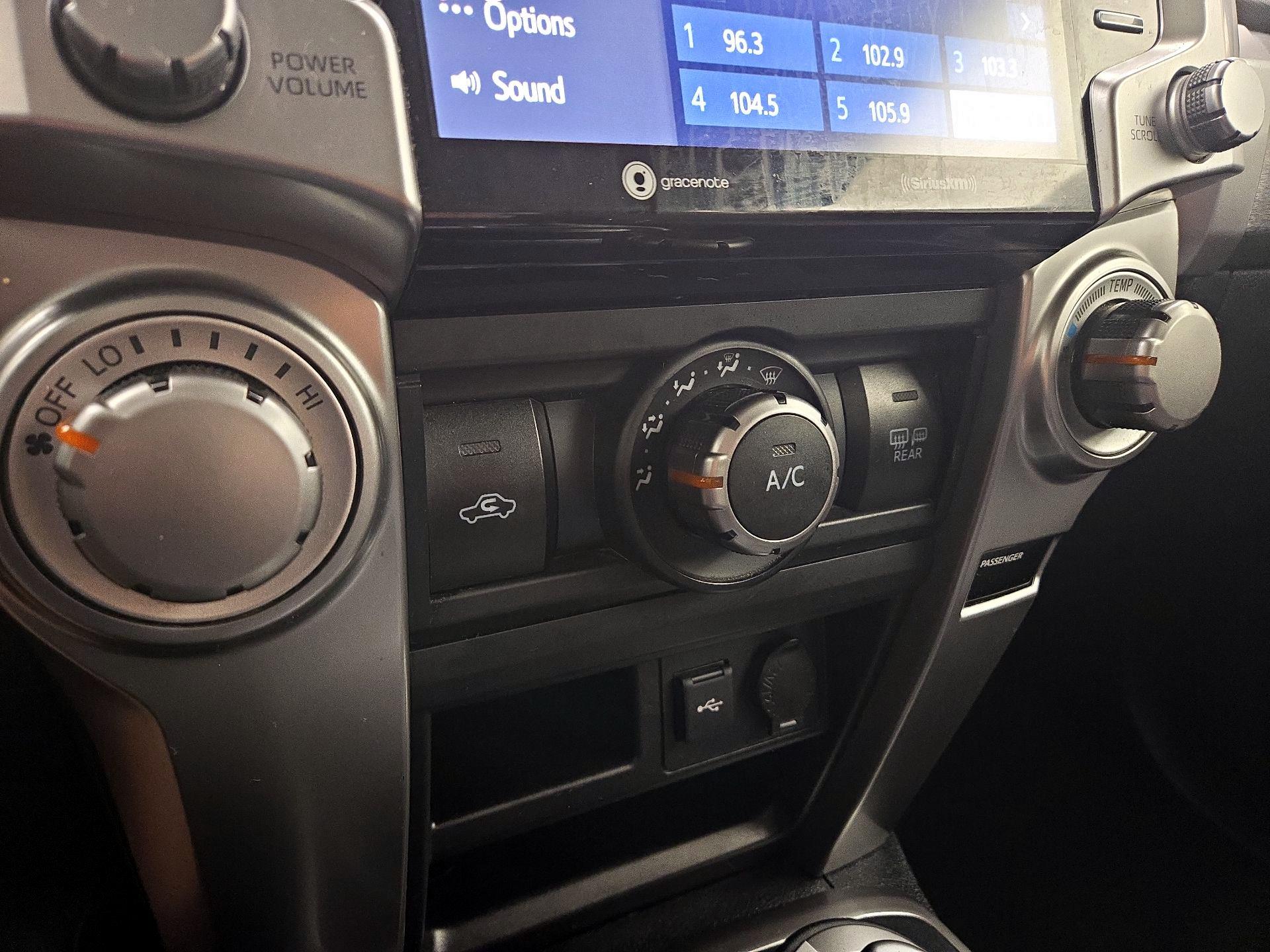 Thumbnail: 2021 Toyota 4Runner - 16