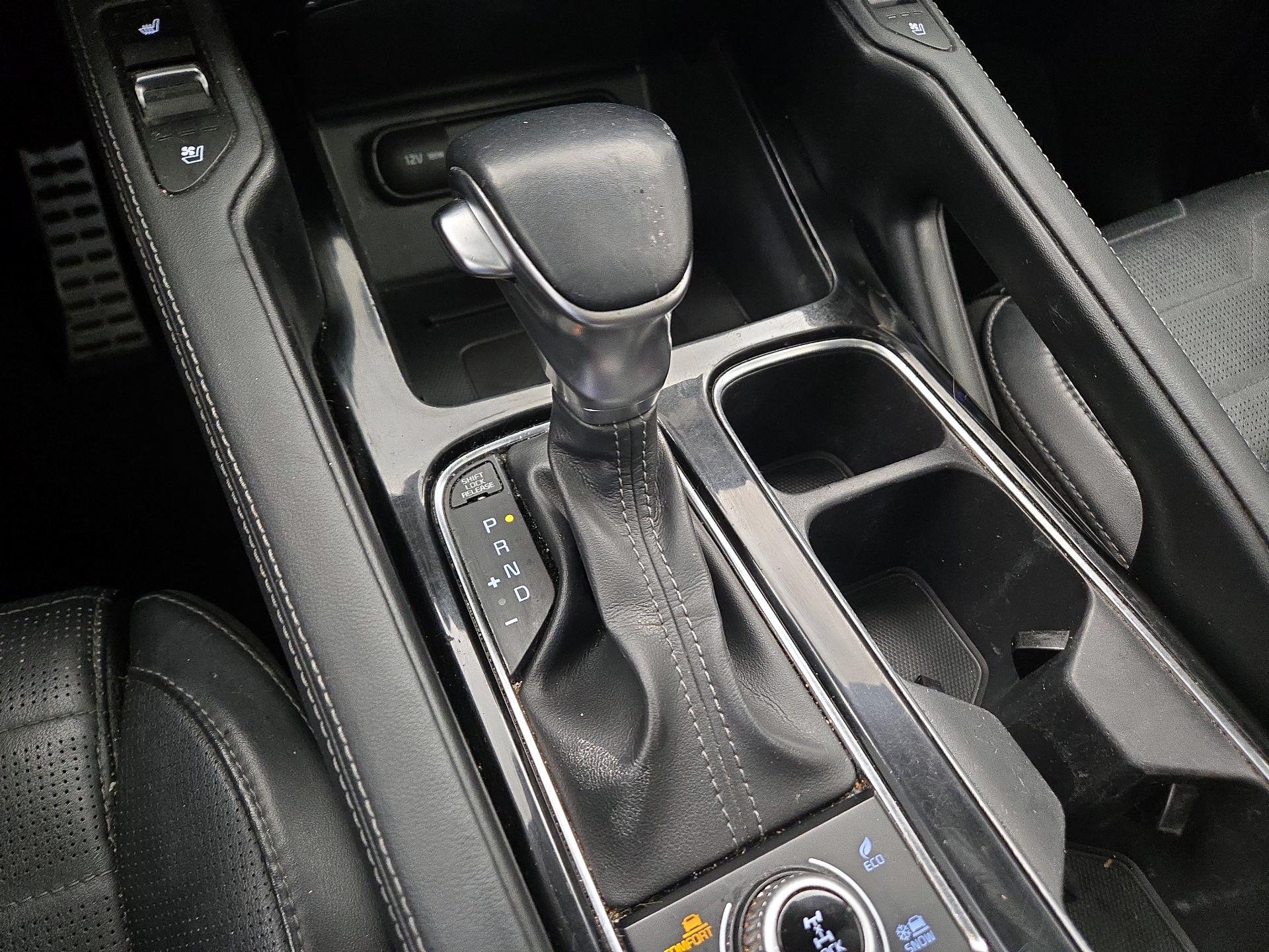 Thumbnail: 2021 Kia Telluride - 18