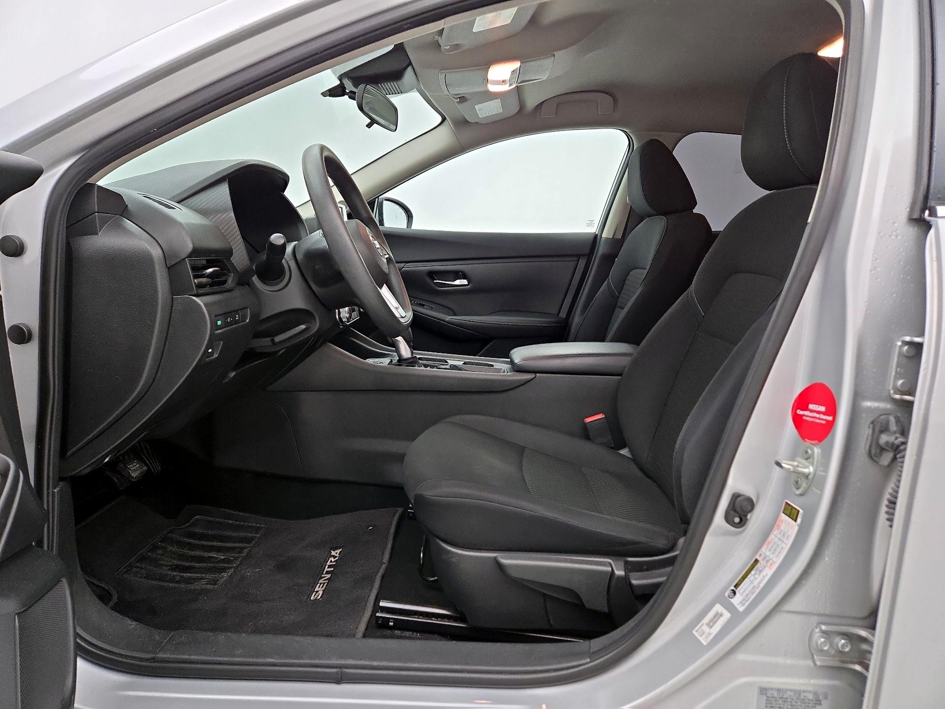 Thumbnail: 2021 Nissan Sentra - 11