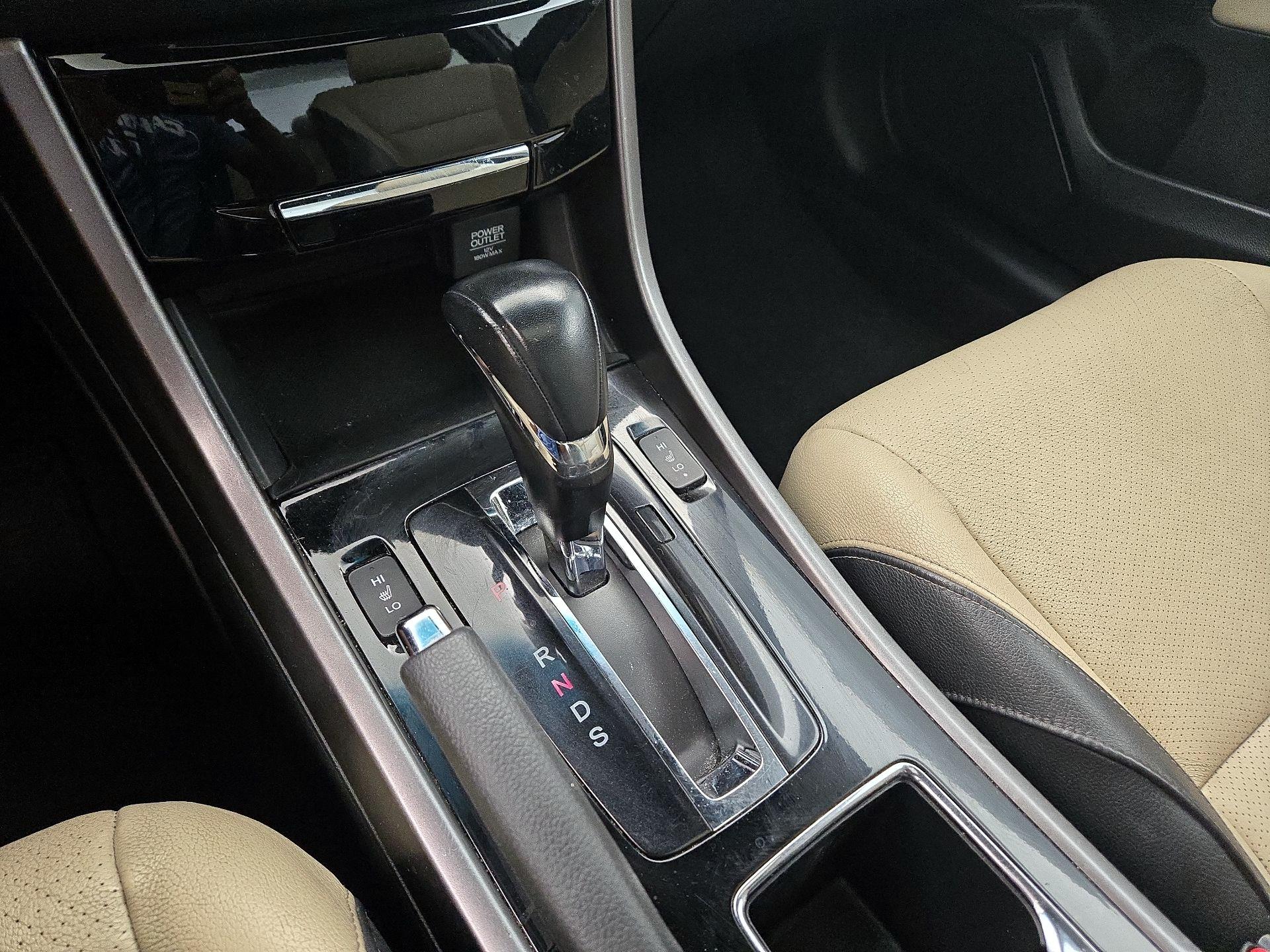 Thumbnail: 2016 Honda Accord - 17