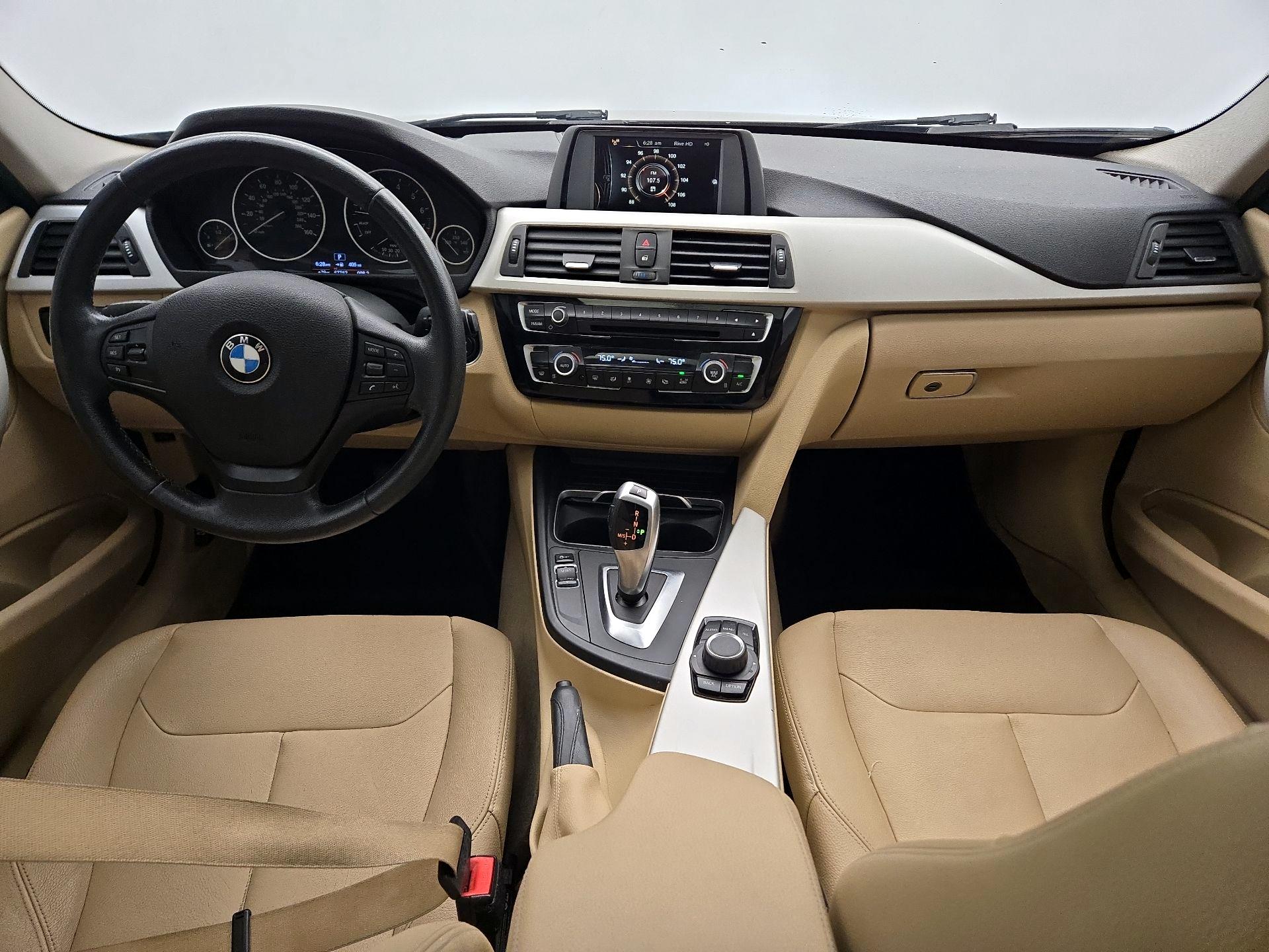 Thumbnail: 2016 BMW 3 Series - 9
