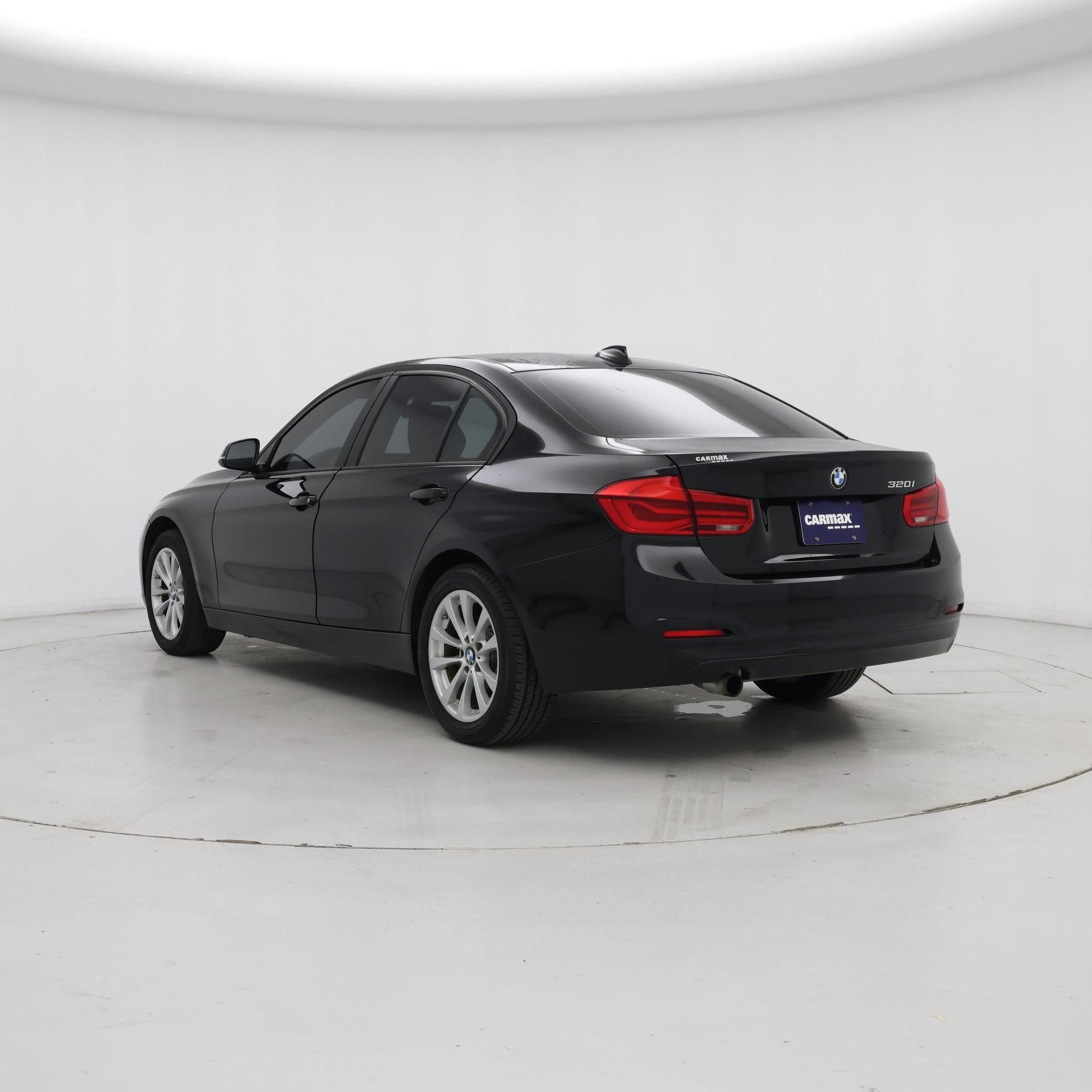Thumbnail: 2016 BMW 3 Series - 2