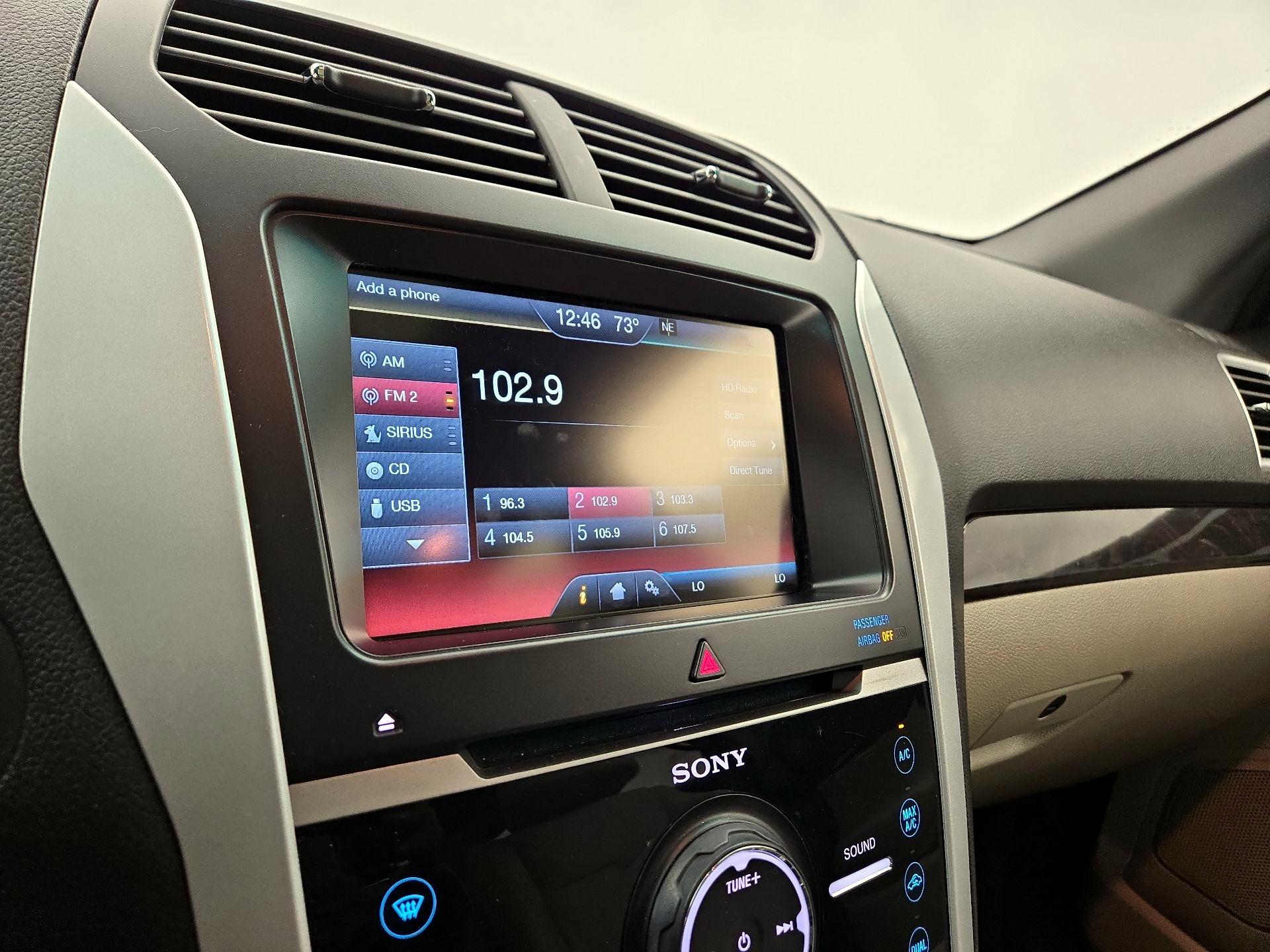 Thumbnail: 2015 Ford Explorer - 15