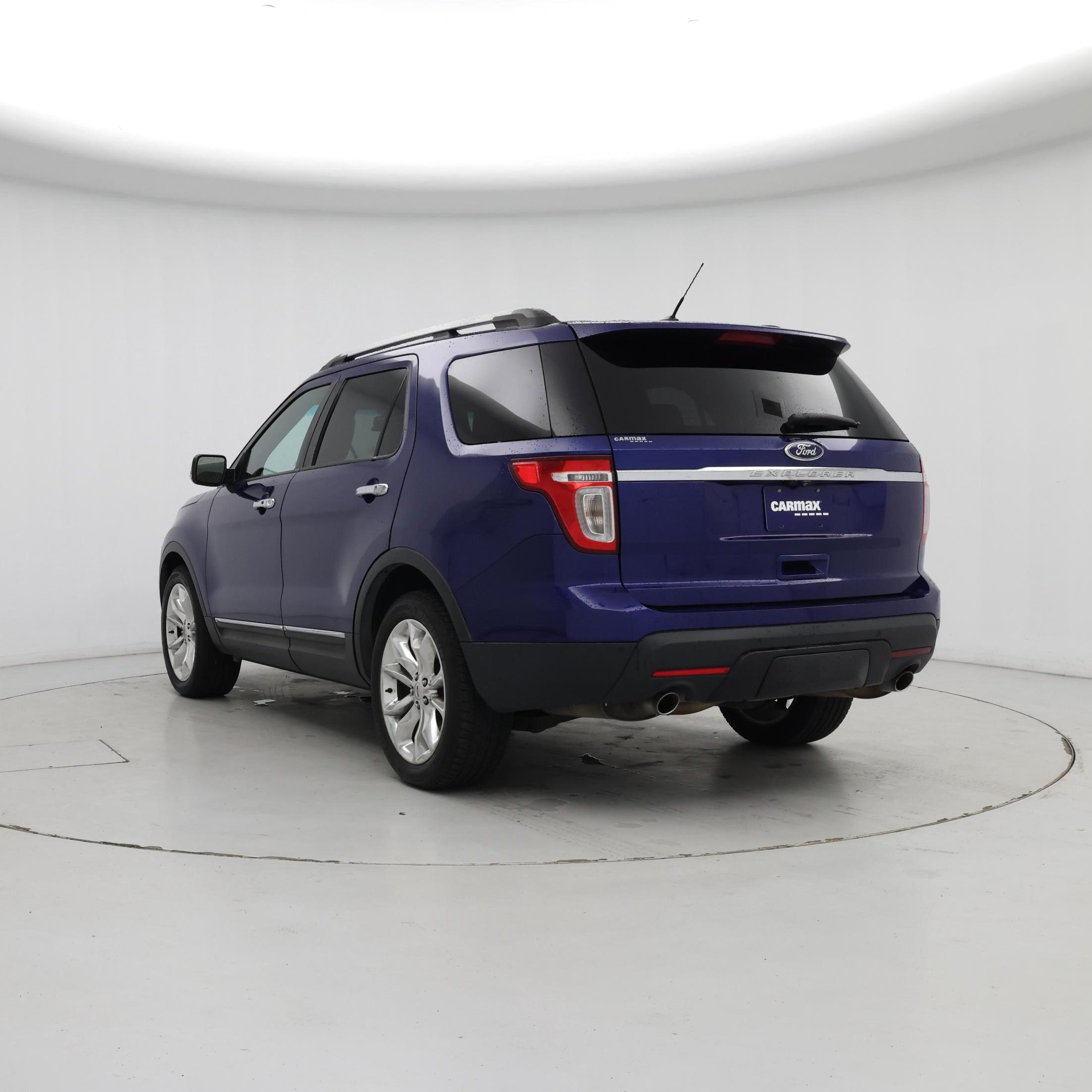 Thumbnail: 2015 Ford Explorer - 2
