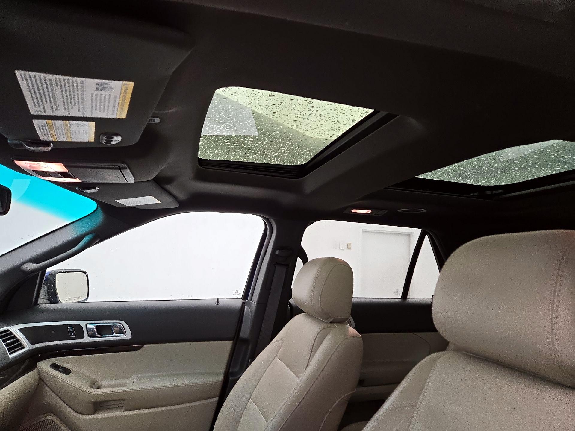 Thumbnail: 2015 Ford Explorer - 19