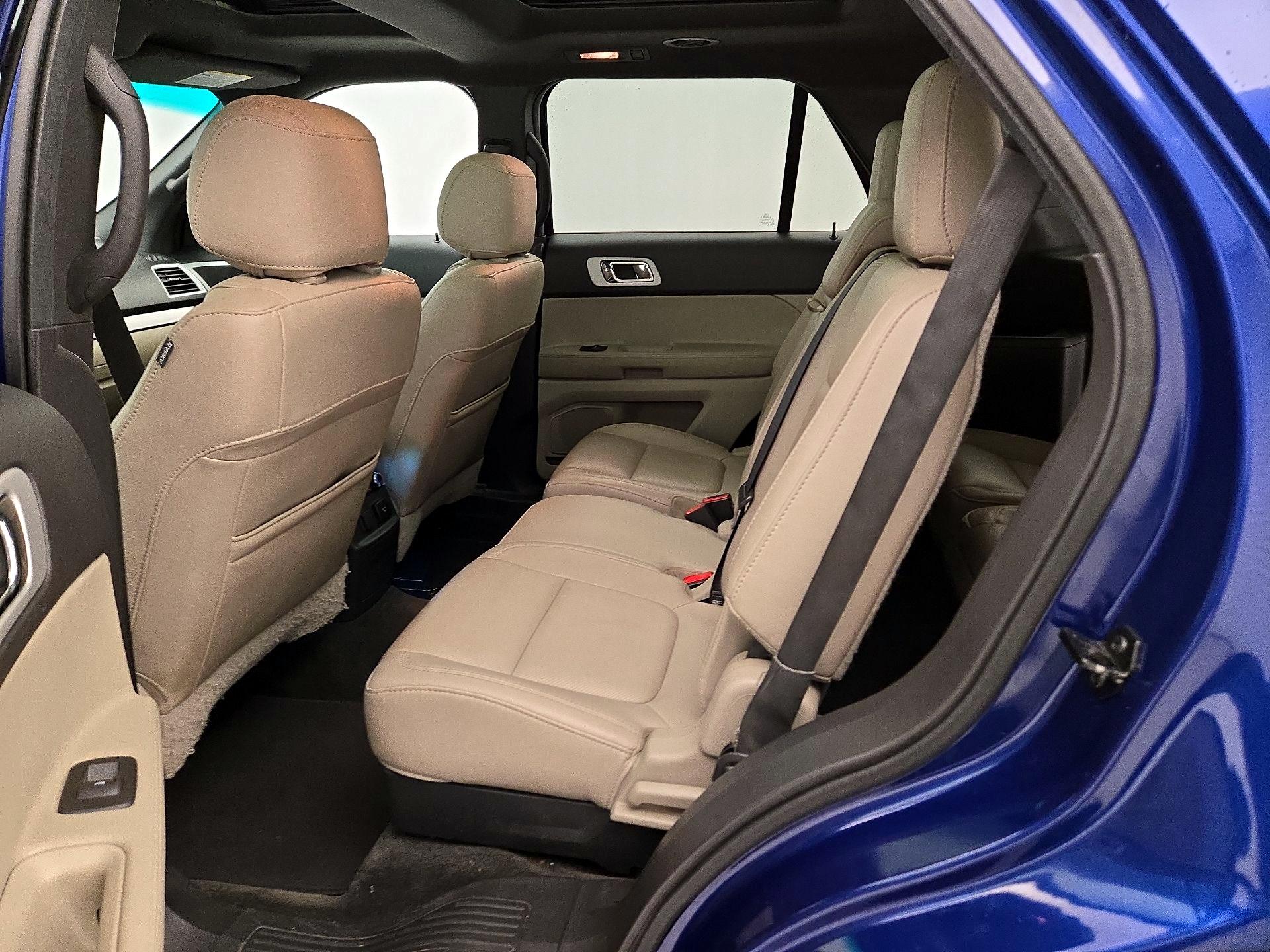 Thumbnail: 2015 Ford Explorer - 20