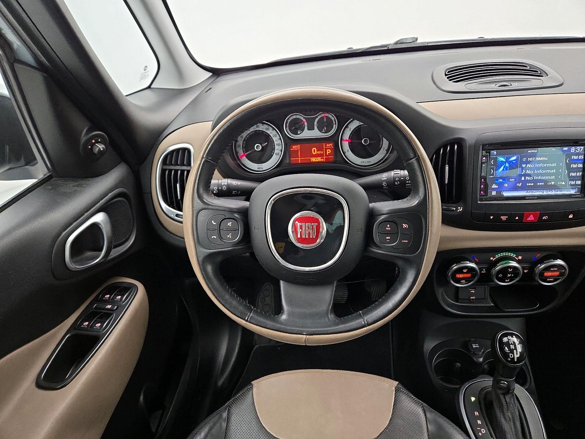 Thumbnail: 2015 Fiat 500L - 10