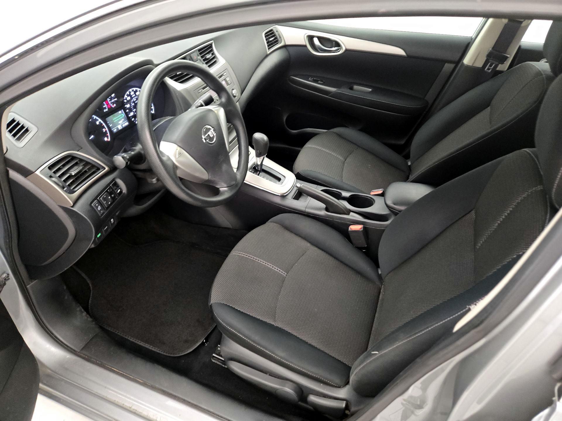 Thumbnail: 2014 Nissan Sentra - 11