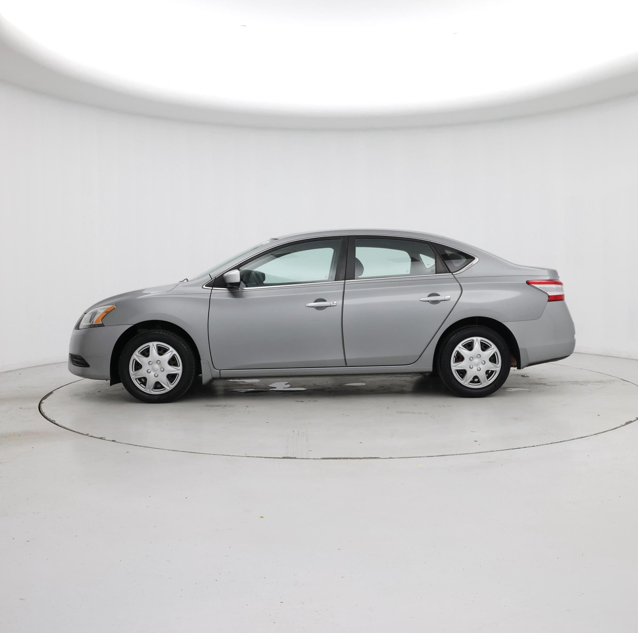 Thumbnail: 2014 Nissan Sentra - 3