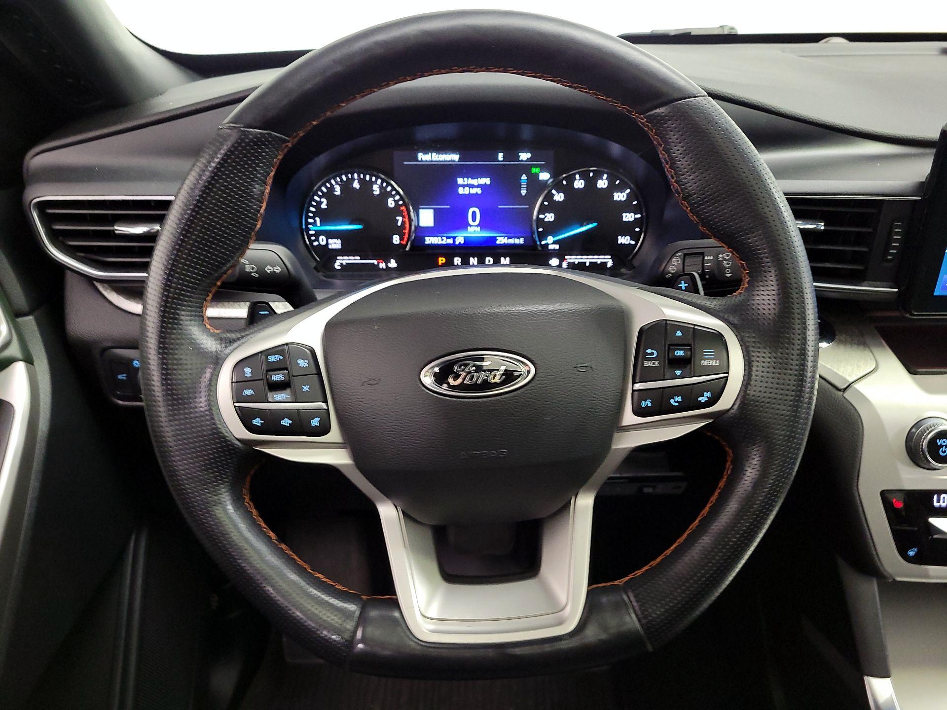 Thumbnail: 2021 Ford Explorer - 10